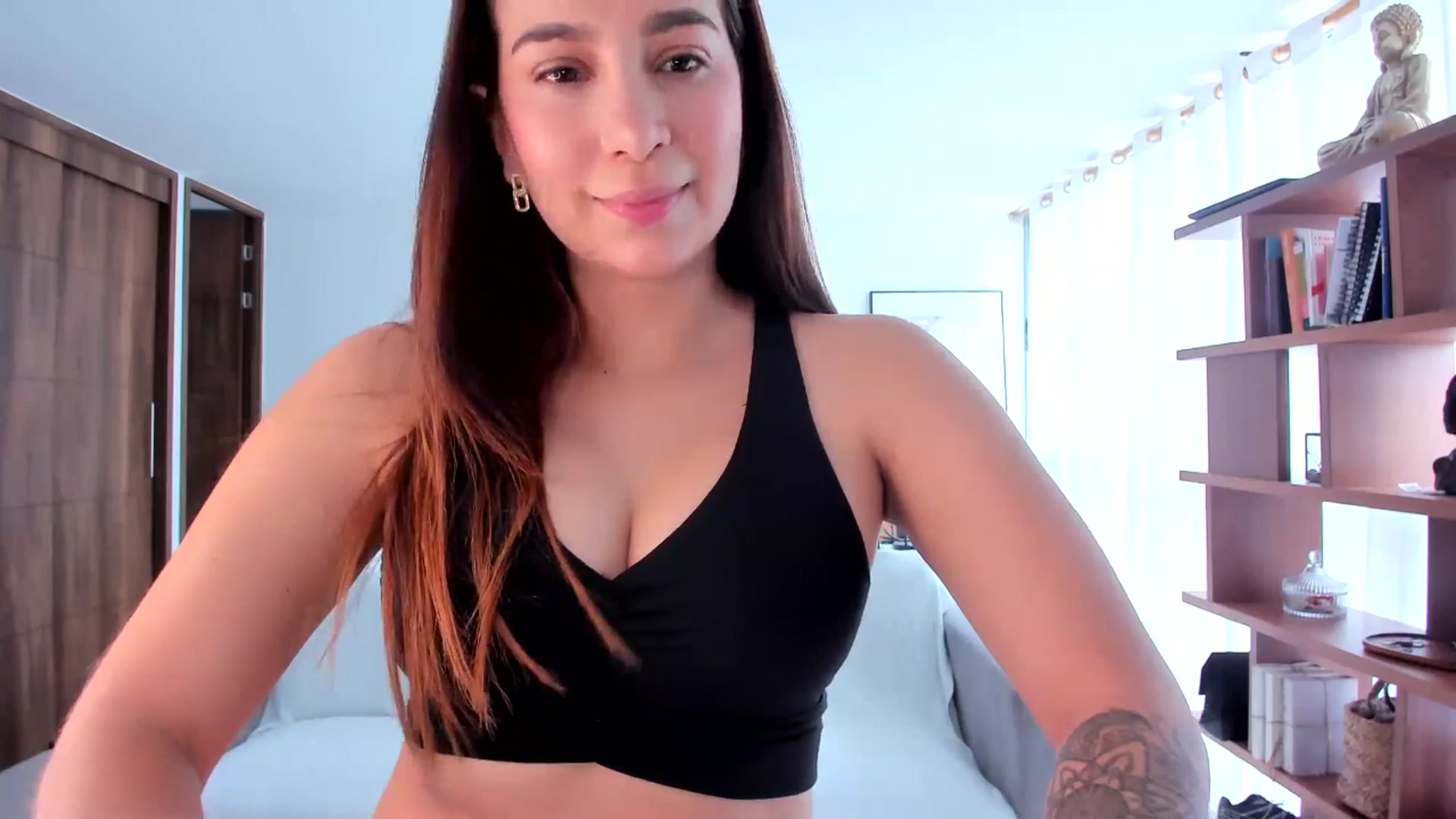 Gallery image thumbnail from TaniaAngel's myfreecams stream on, 03/12/2026, 18:05 image 3 of 20