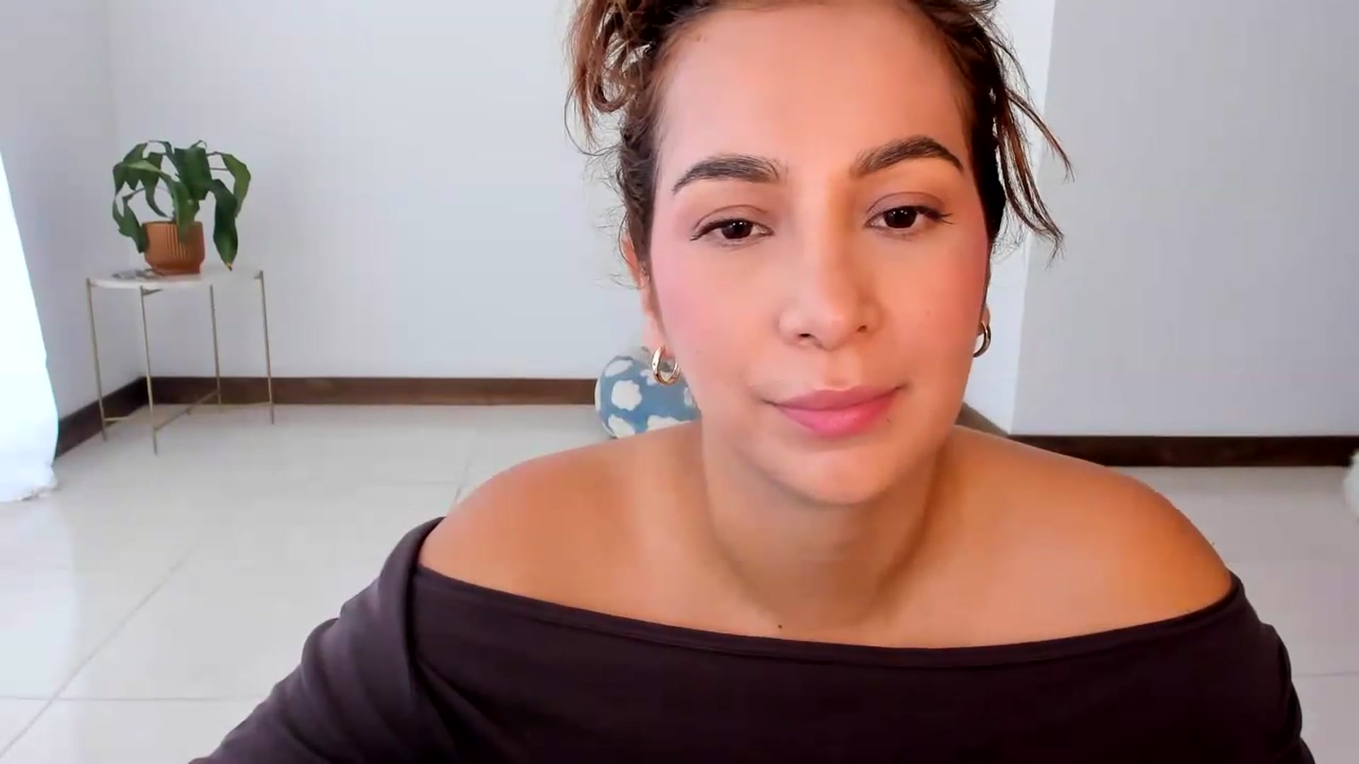 Gallery image thumbnail from TaniaAngel's myfreecams stream on, 07/30/2026, 22:14 image 6 of 20