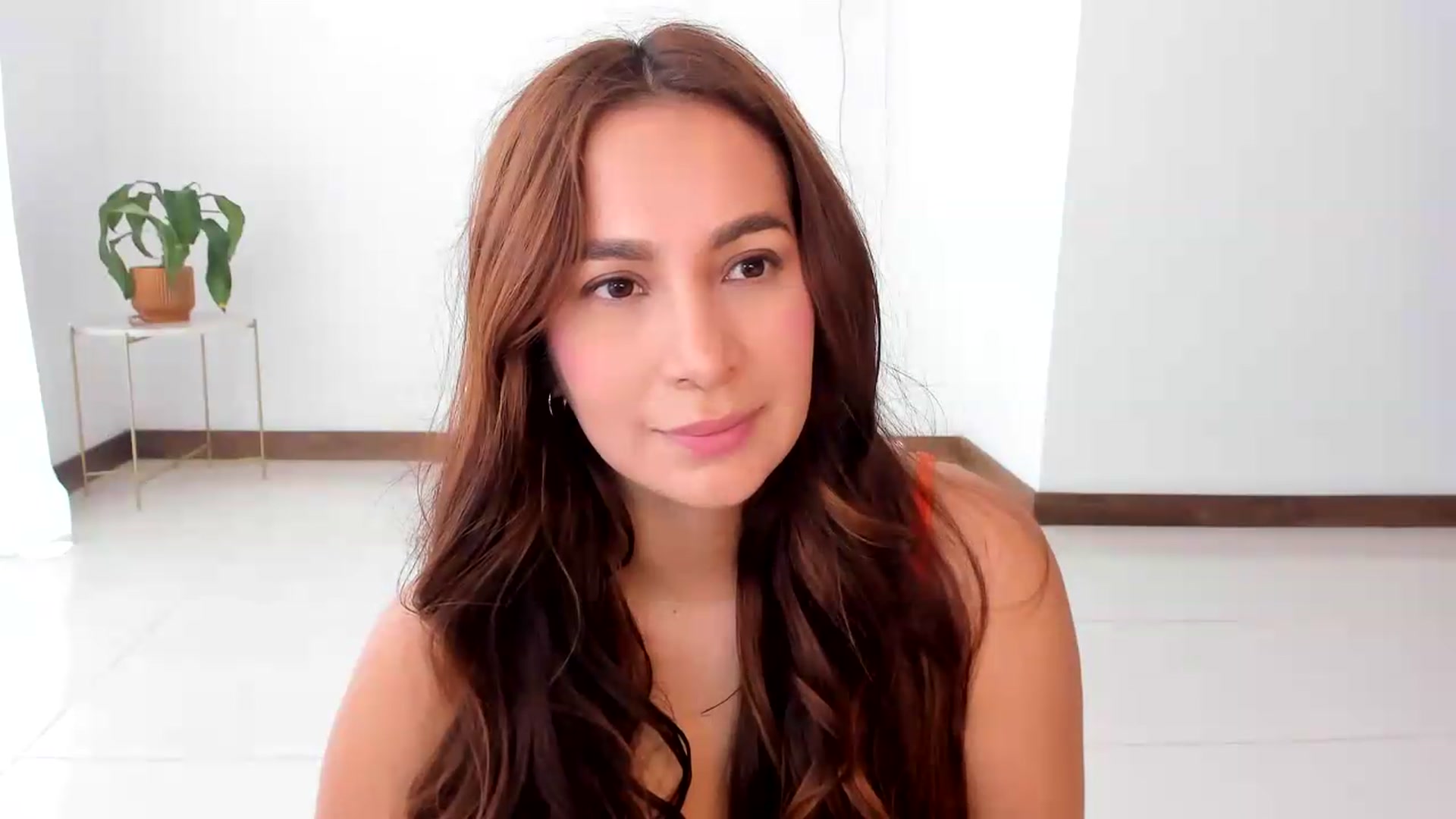 Gallery image thumbnail from TaniaAngel's myfreecams stream on, 07/31/2026, 17:35 image 16 of 20