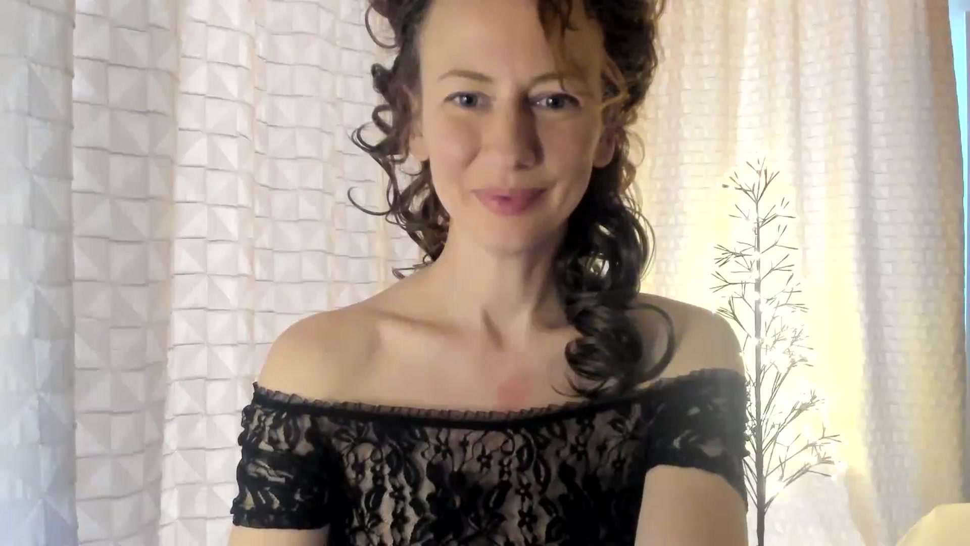 Gallery image thumbnail from Tanya's myfreecams stream on, 01/12/2024, 09:32 image 3 of 20