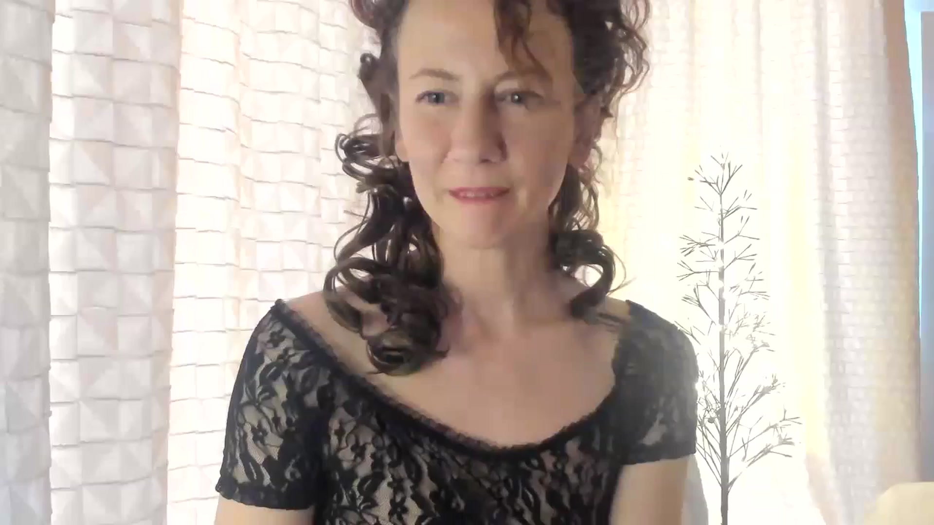 Gallery image thumbnail from Tanya's myfreecams stream on, 01/12/2024, 11:04 image 1 of 20