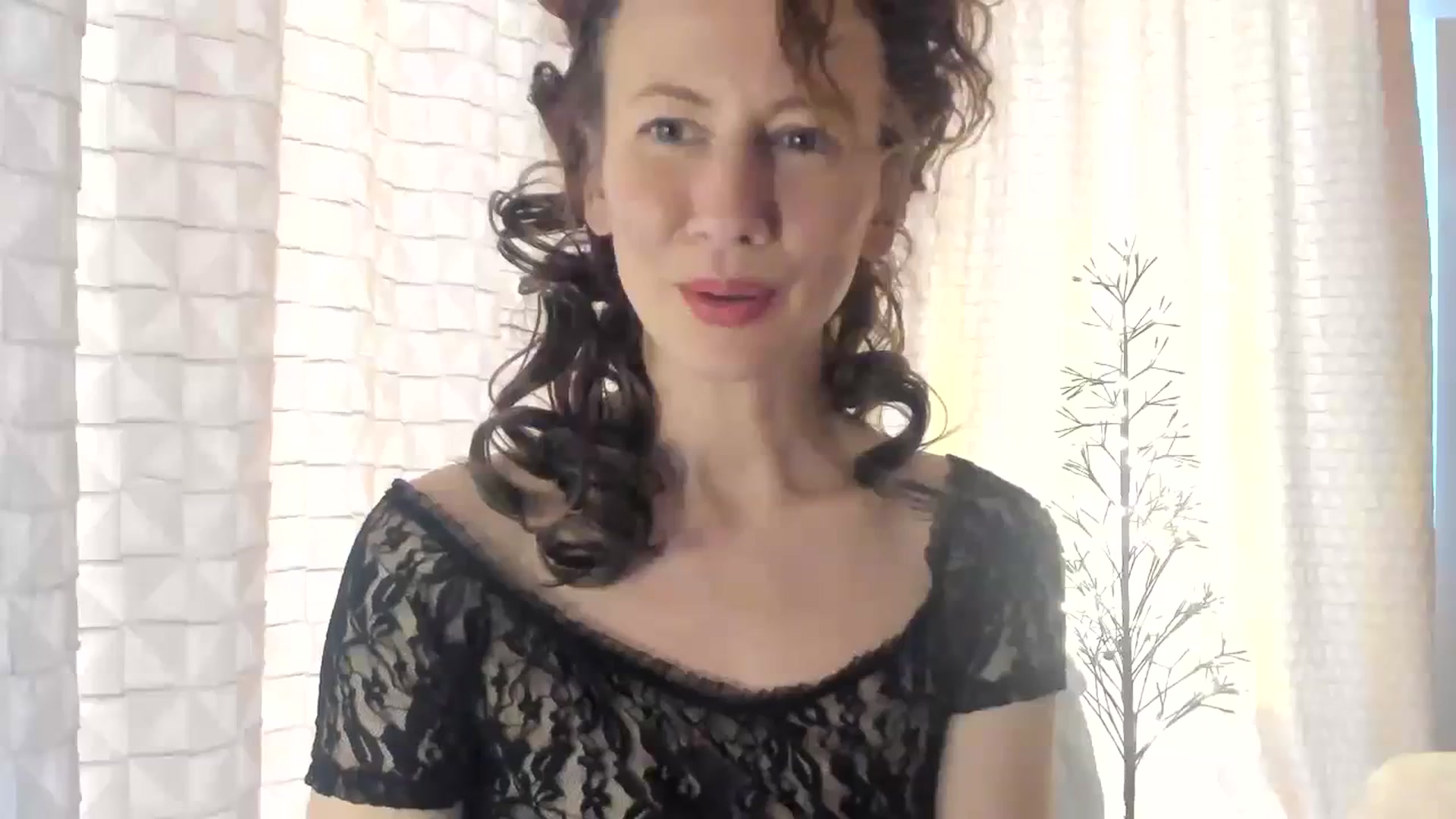 Gallery image thumbnail from Tanya's myfreecams stream on, 01/12/2024, 11:04 image 3 of 20