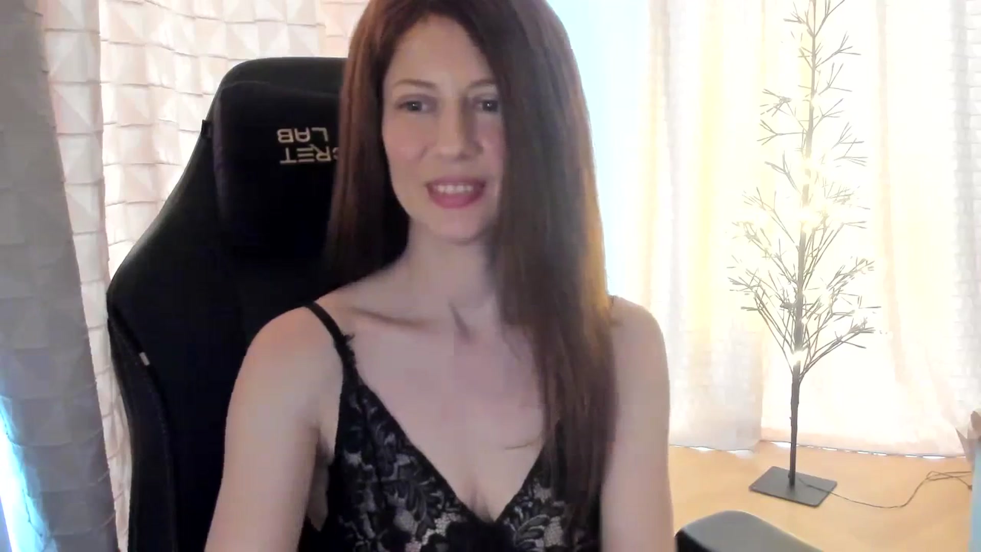 Gallery image thumbnail from Tanya's myfreecams stream on, 02/25/2024, 13:57 image 11 of 20