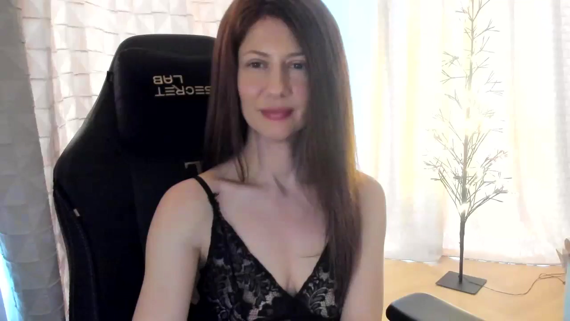Gallery image thumbnail from Tanya's myfreecams stream on, 02/25/2024, 13:57 image 20 of 20