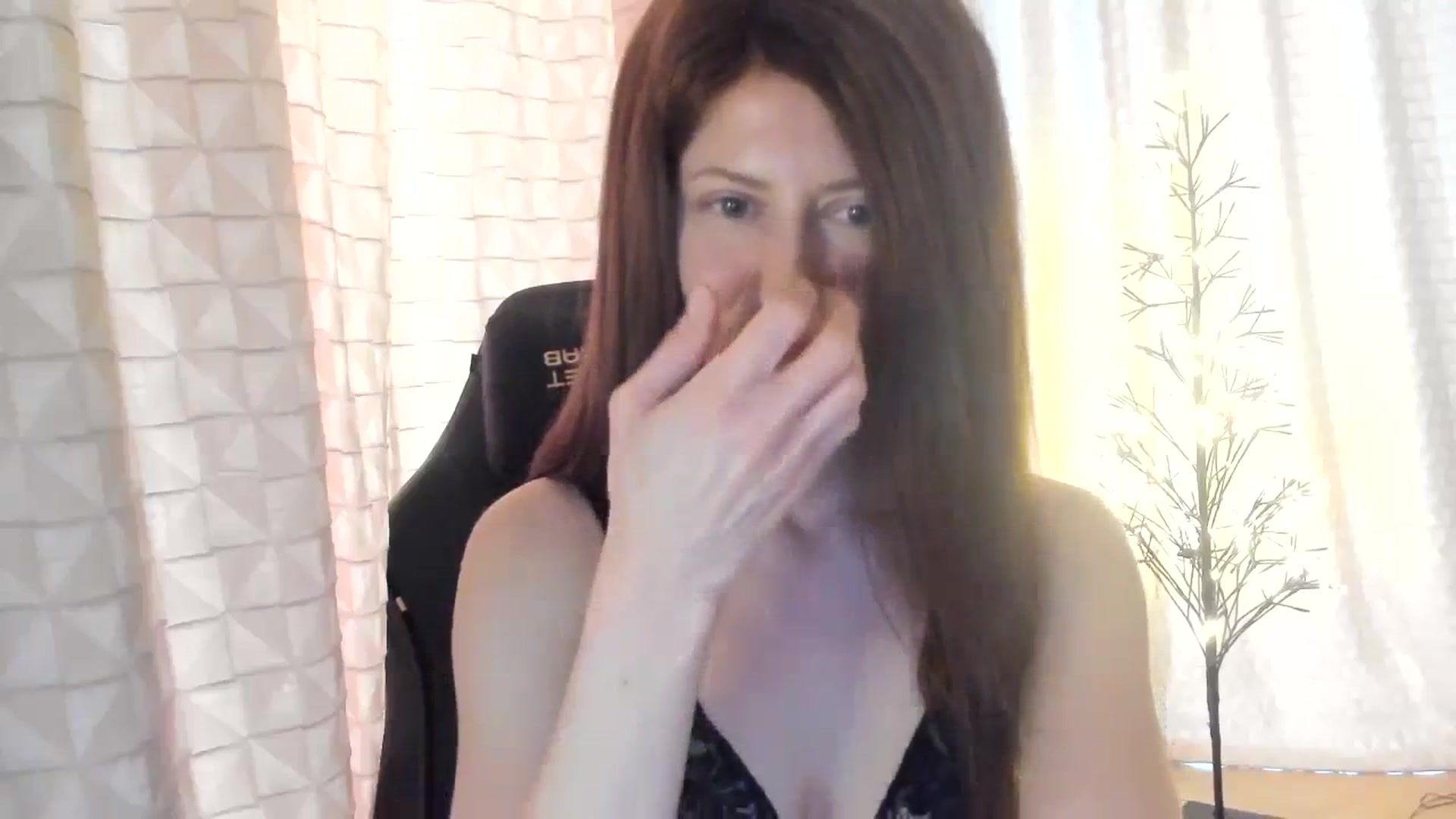 Gallery image thumbnail from Tanya's myfreecams stream on, 02/25/2024, 15:06 image 8 of 20