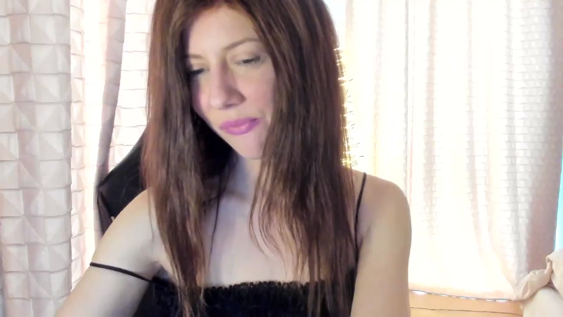 Gallery image thumbnail from Tanya's myfreecams stream on, 03/08/2024, 09:09 image 3 of 20