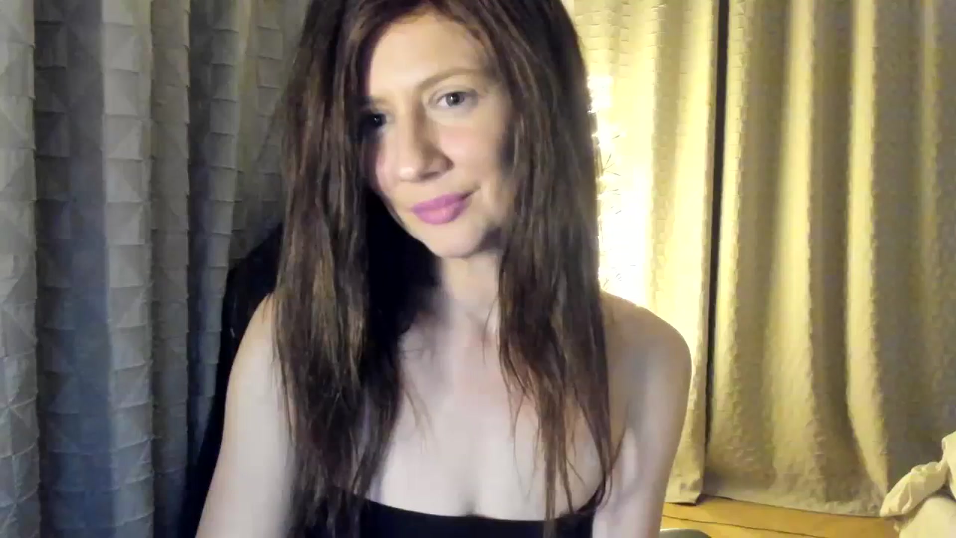 Gallery image thumbnail from Tanya's myfreecams stream on, 03/12/2024, 02:37 image 19 of 20