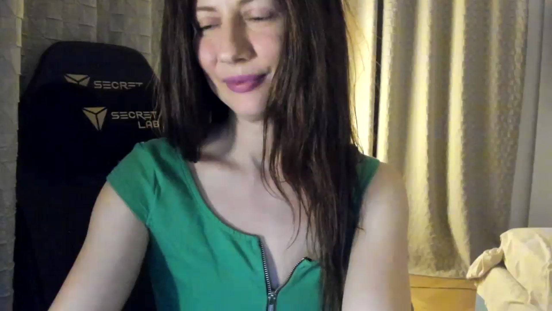Gallery image thumbnail from Tanya's myfreecams stream on, 03/18/2024, 03:15 image 17 of 20