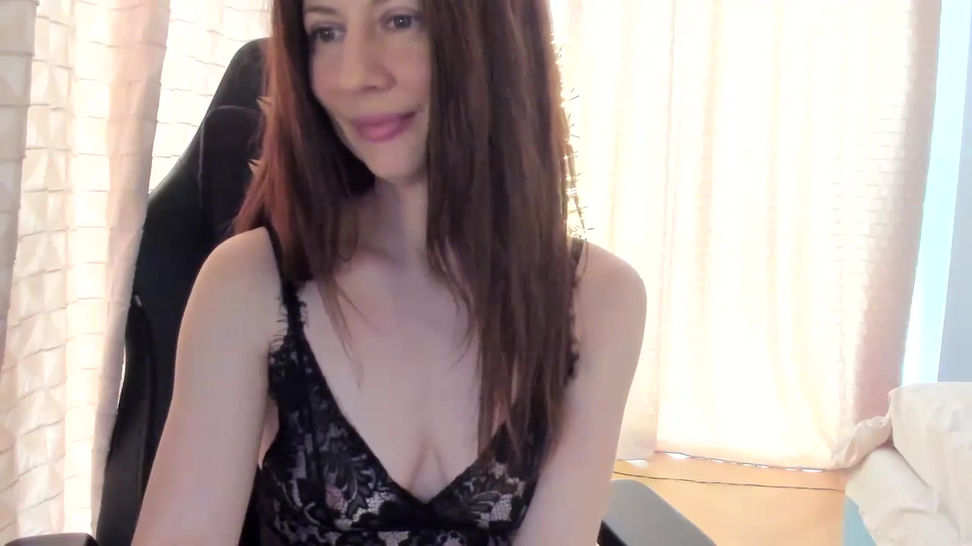 Gallery image thumbnail from Tanya's myfreecams stream on, 03/20/2024, 08:06 image 10 of 20