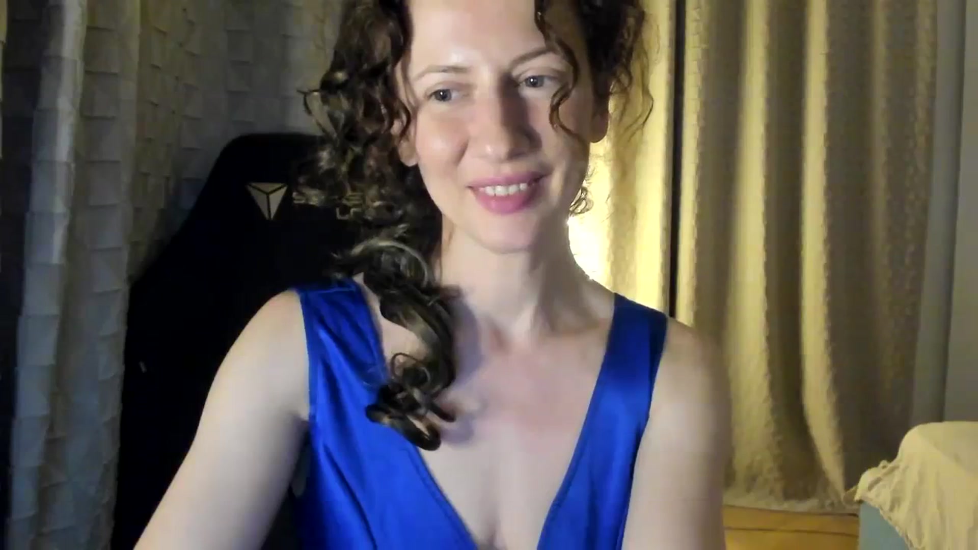 Gallery image thumbnail from Tanya's myfreecams stream on, 03/23/2024, 24:10 image 18 of 20