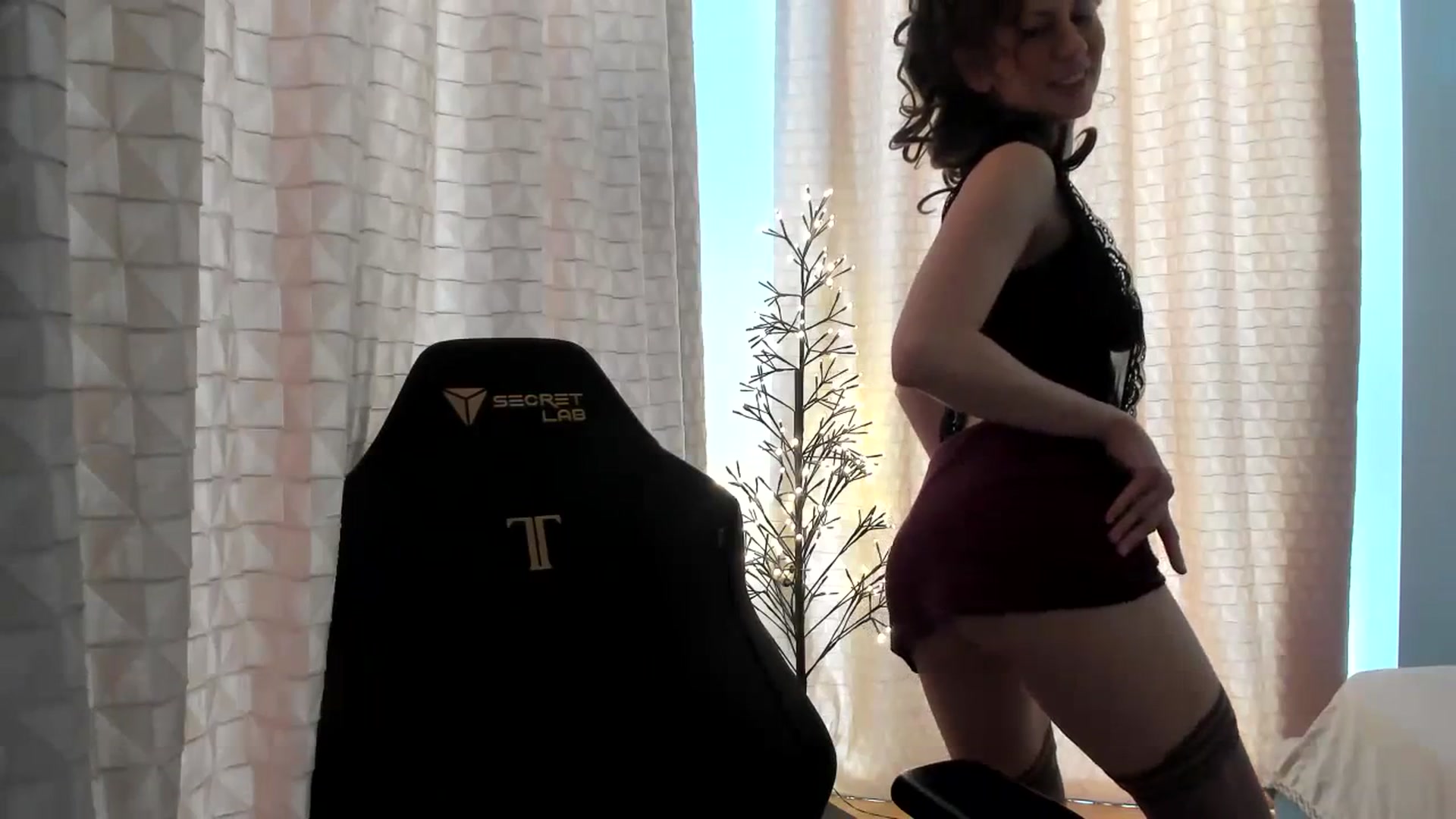 Gallery image thumbnail from Tanya's myfreecams stream on, 03/29/2024, 09:02 image 12 of 20