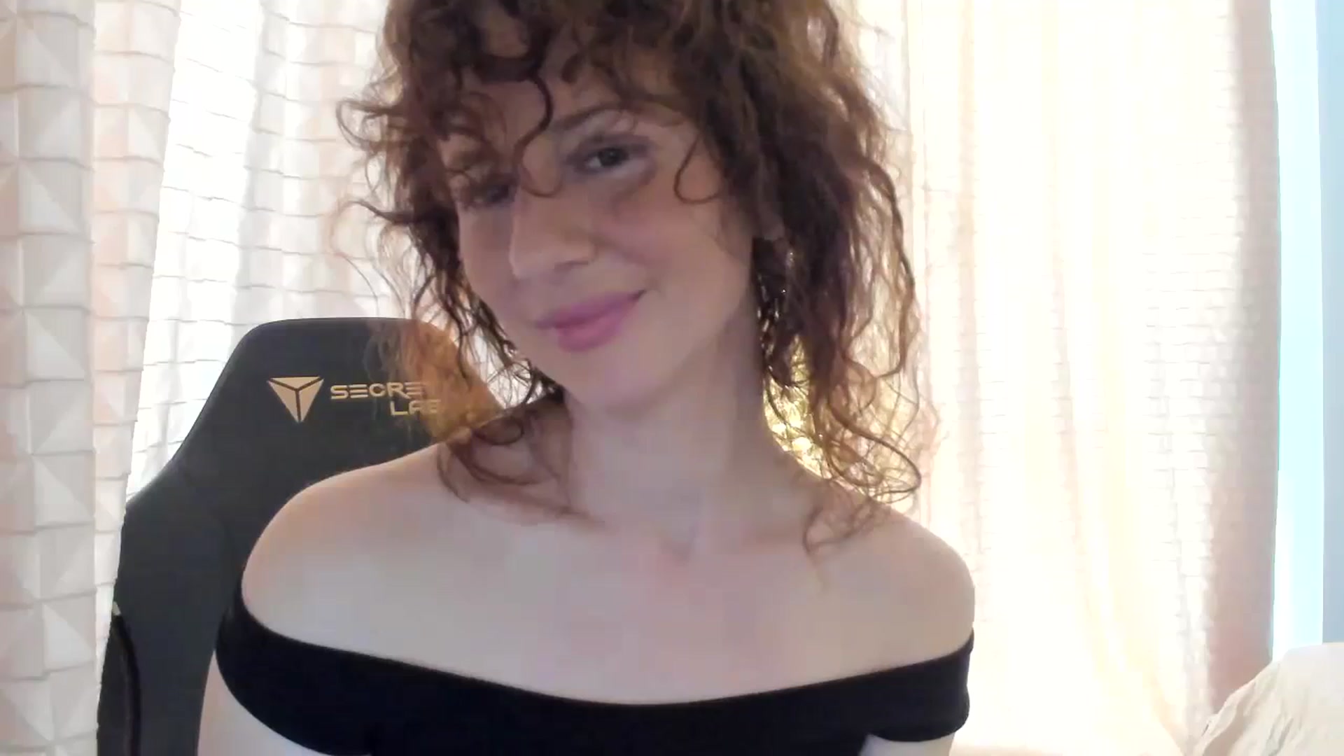 Gallery image thumbnail from Tanya's myfreecams stream on, 04/03/2024, 07:10 image 7 of 20