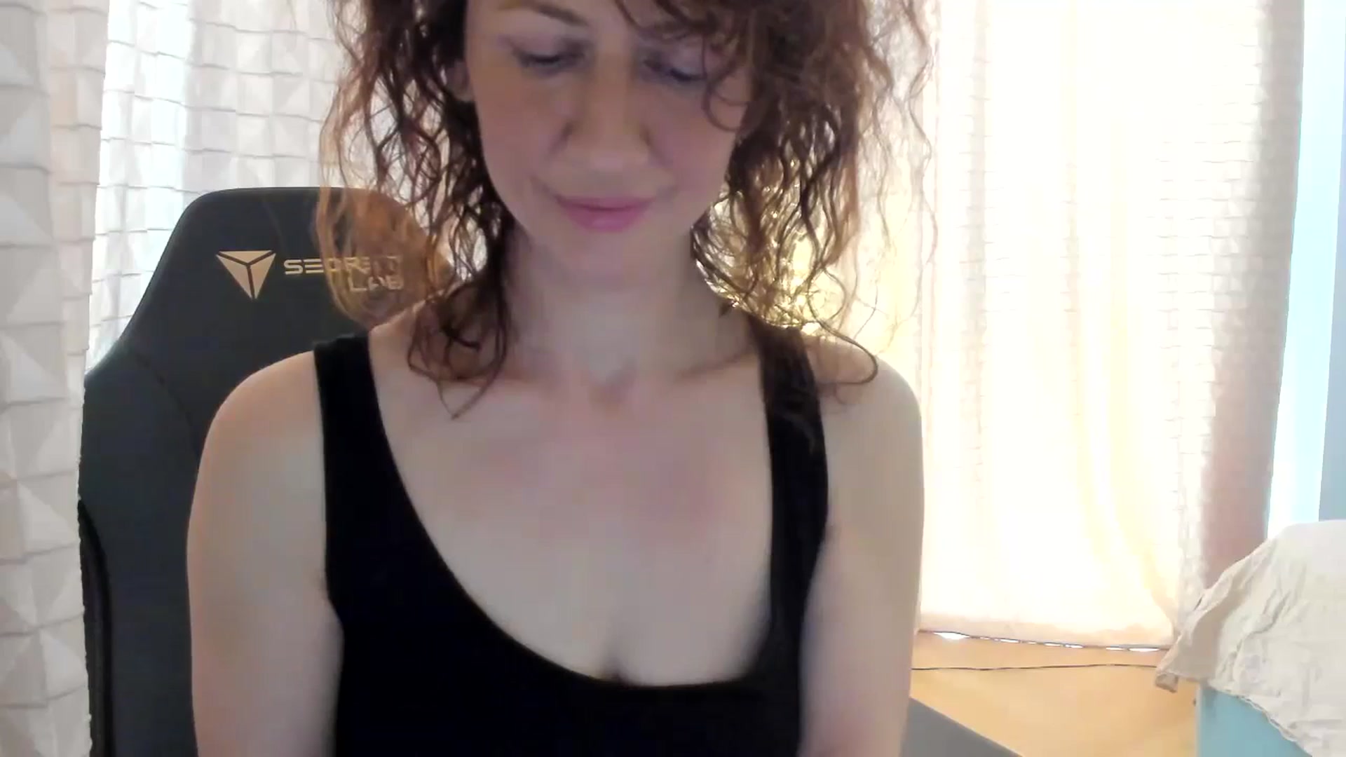 Gallery image thumbnail from Tanya's myfreecams stream on, 04/03/2024, 07:10 image 20 of 20