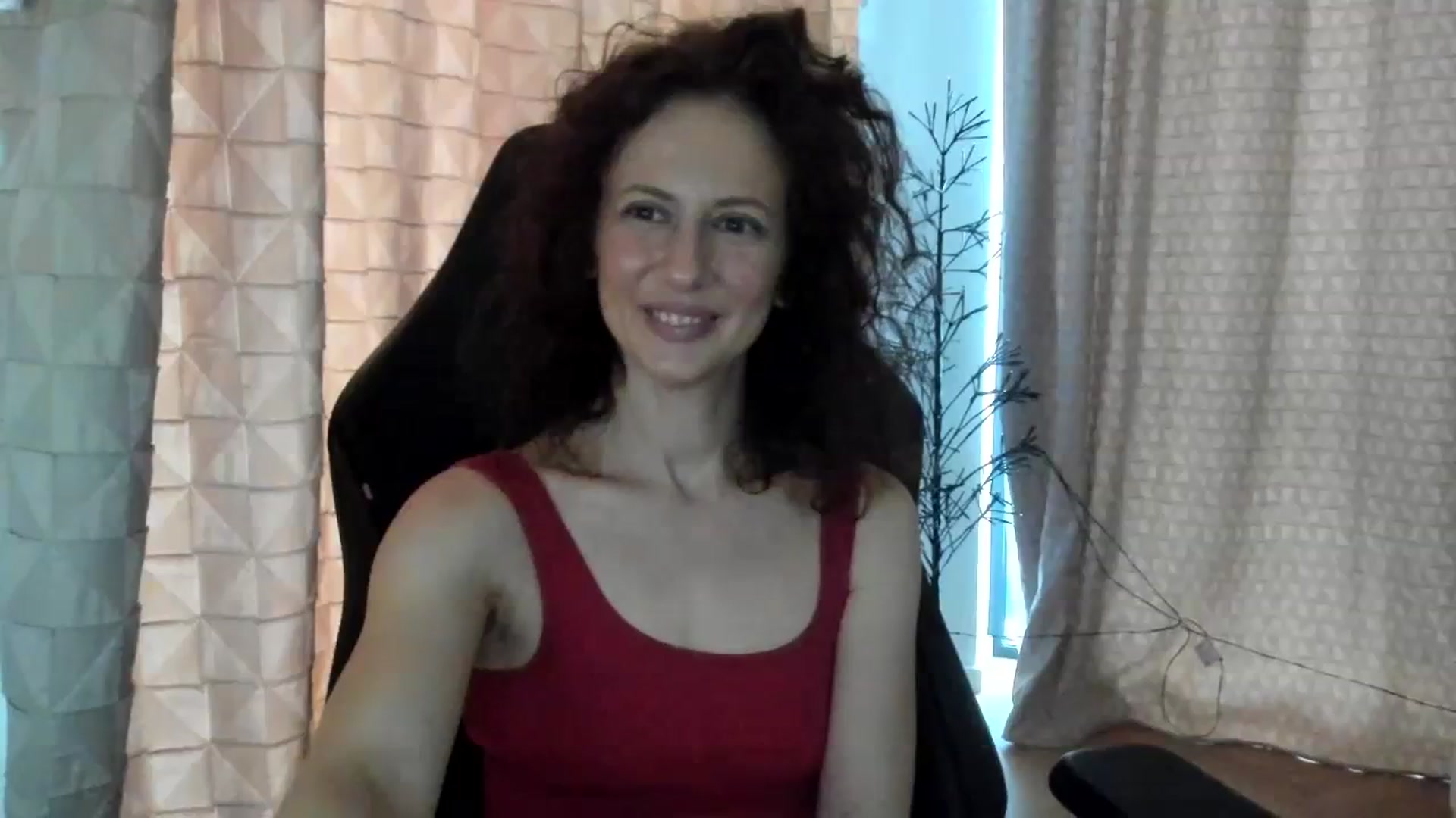 Gallery image thumbnail from Tanya's myfreecams stream on, 04/13/2024, 17:21 image 4 of 20