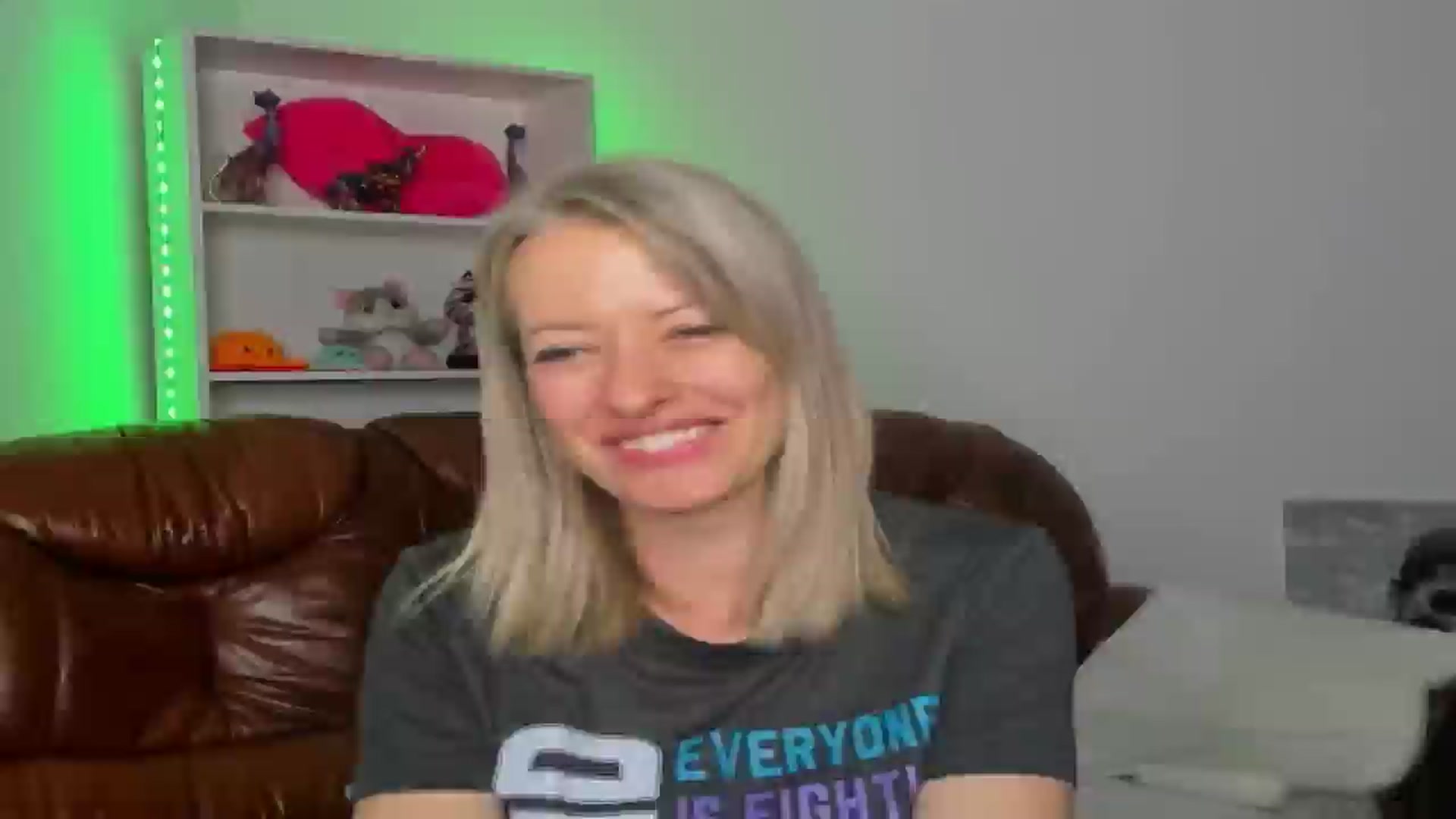 Gallery image thumbnail from TanyaGold01's myfreecams stream on, 11/01/2024, 14:36 image 1 of 20