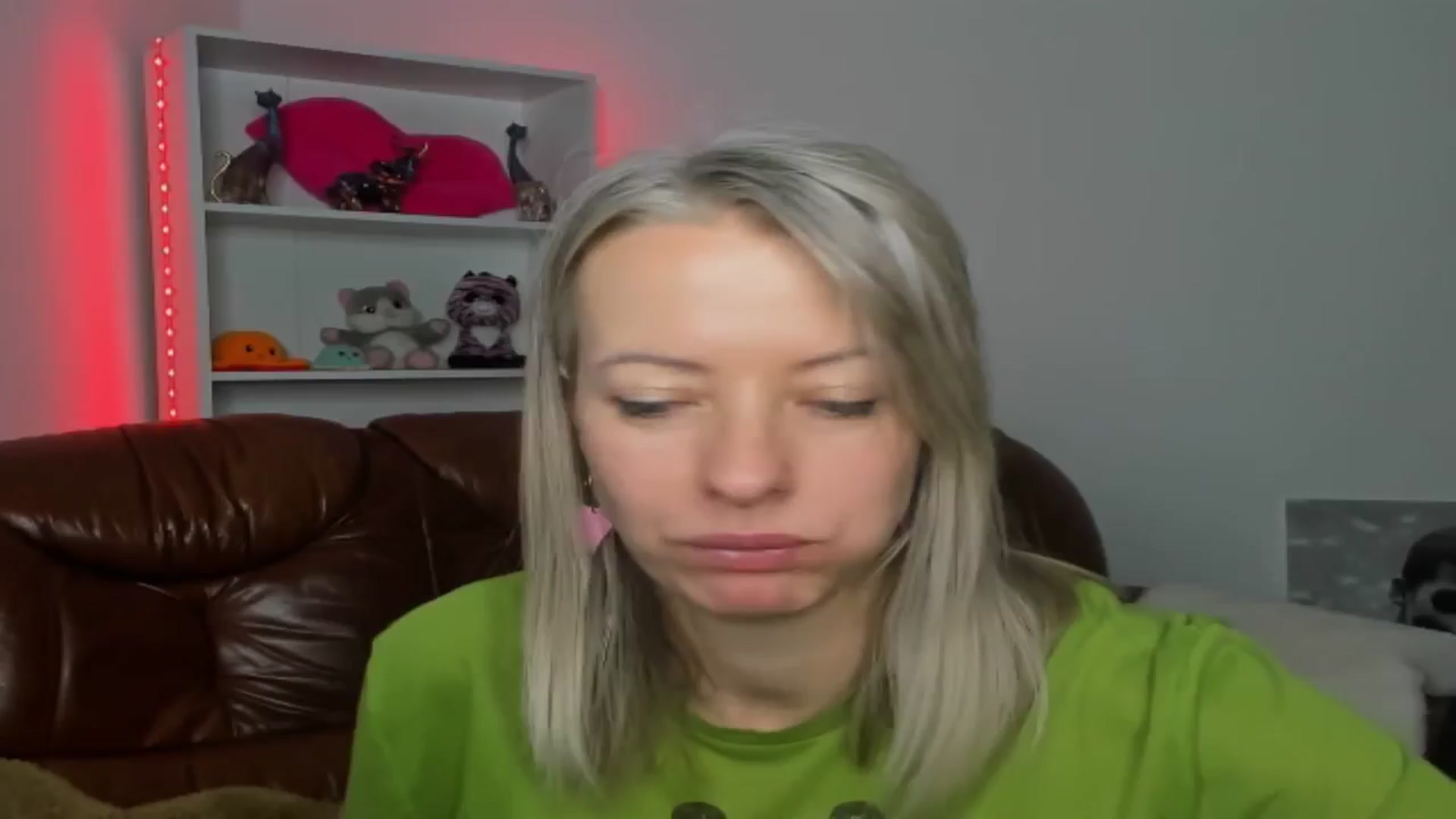 Gallery image thumbnail from TanyaGold01's myfreecams stream on, 11/03/2024, 13:22 image 16 of 20