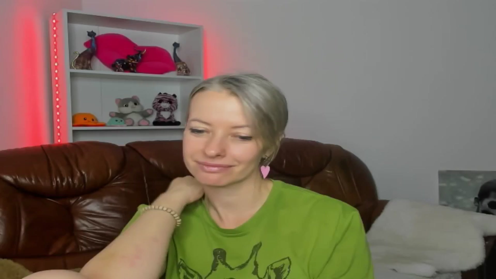 Gallery image thumbnail from TanyaGold01's myfreecams stream on, 11/03/2024, 14:59 image 4 of 20