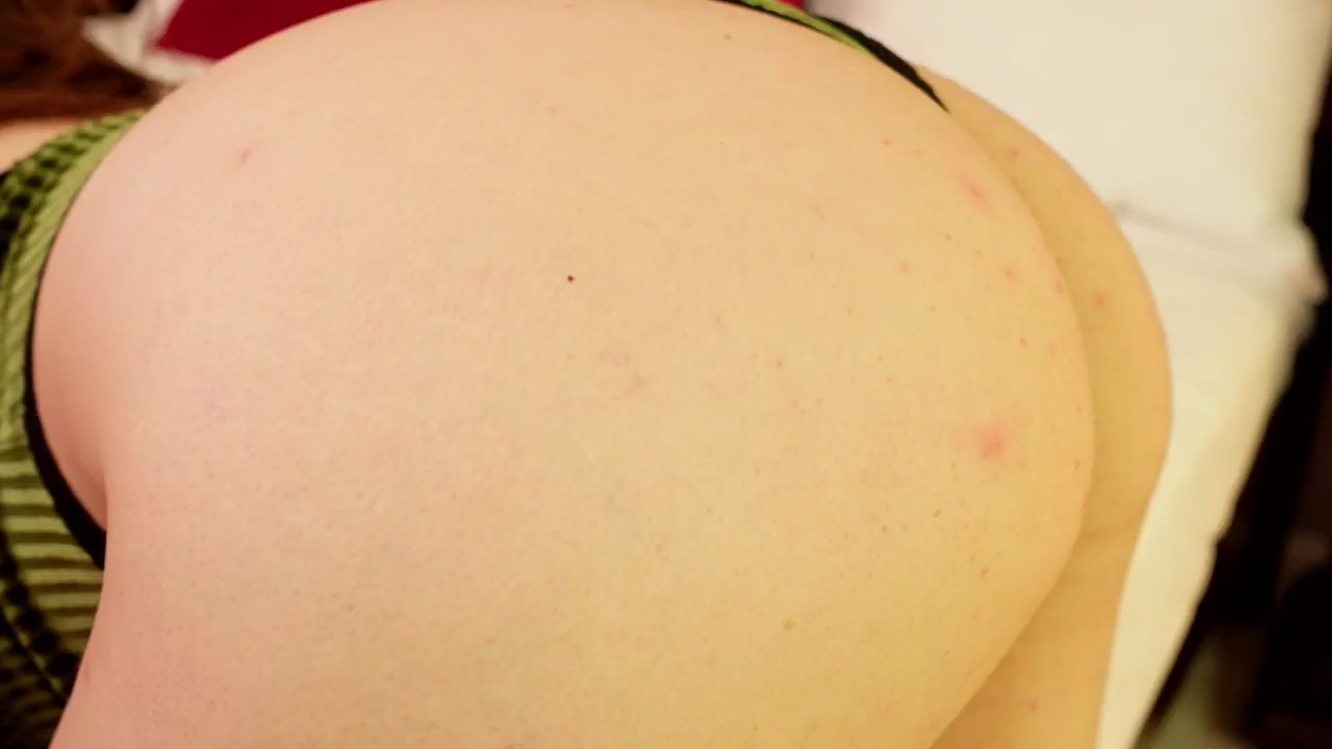 Gallery image thumbnail from TanyaJade1's myfreecams stream on, 10/03/2024, 23:15 image 16 of 20