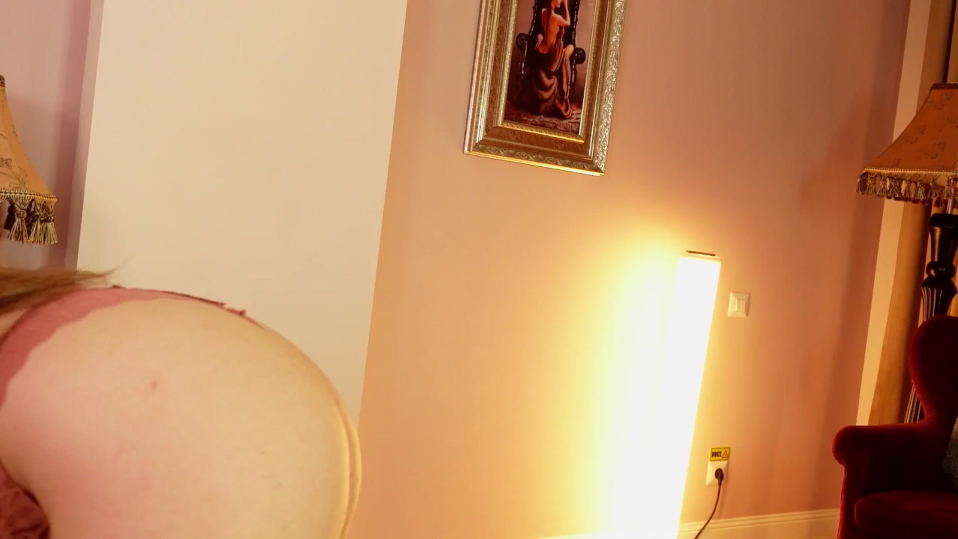 Gallery image thumbnail from TanyaJade1's myfreecams stream on, 10/04/2024, 23:35 image 12 of 20