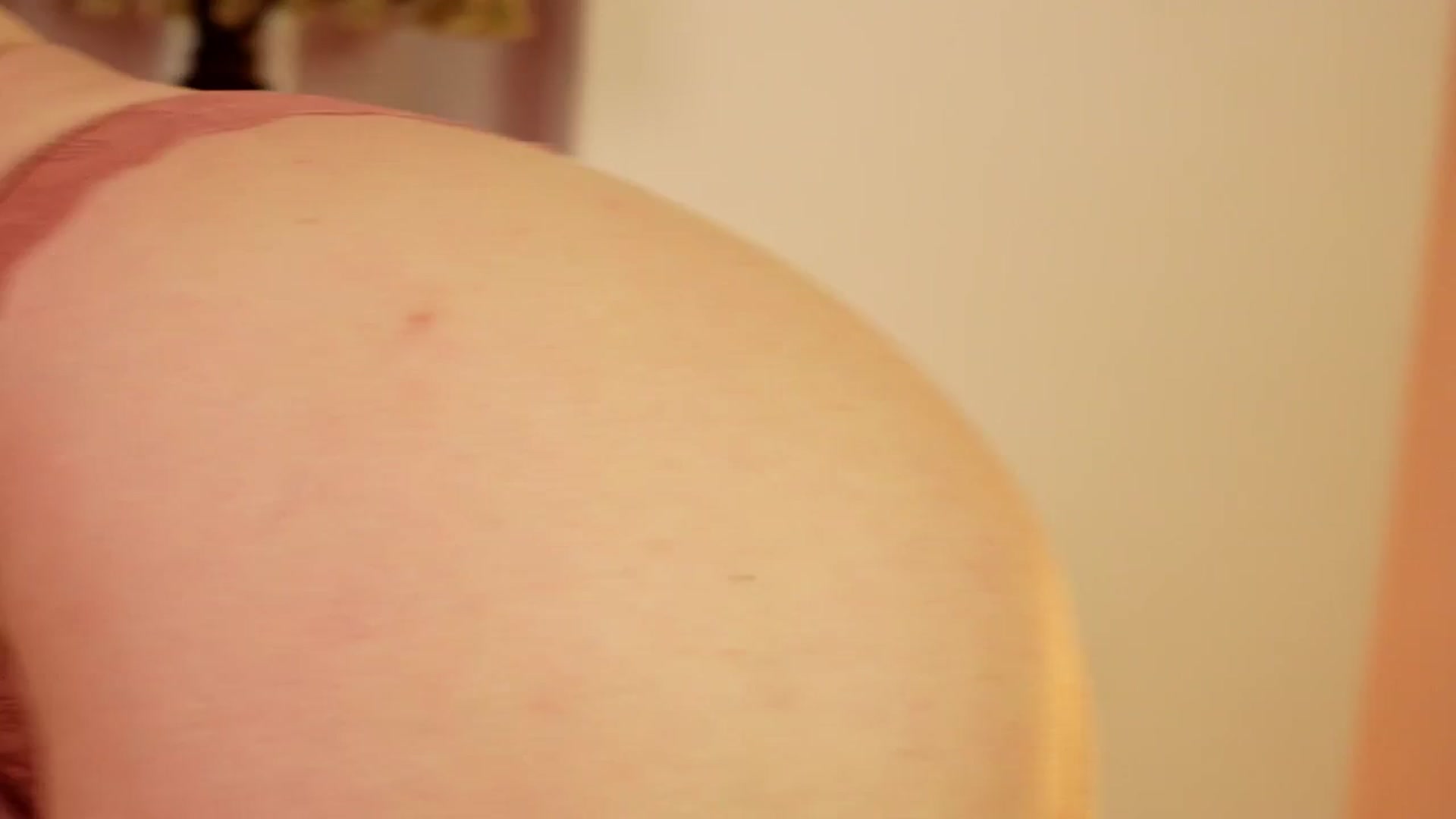 Gallery image thumbnail from TanyaJade1's myfreecams stream on, 10/04/2024, 23:35 image 17 of 20