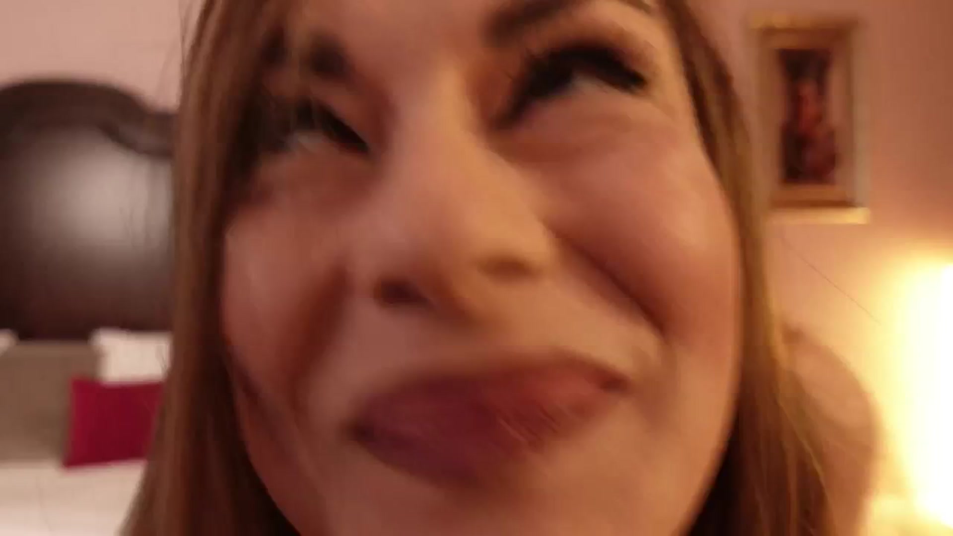 Gallery image thumbnail from TanyaJade1's myfreecams stream on, 10/19/2024, 22:07 image 13 of 20