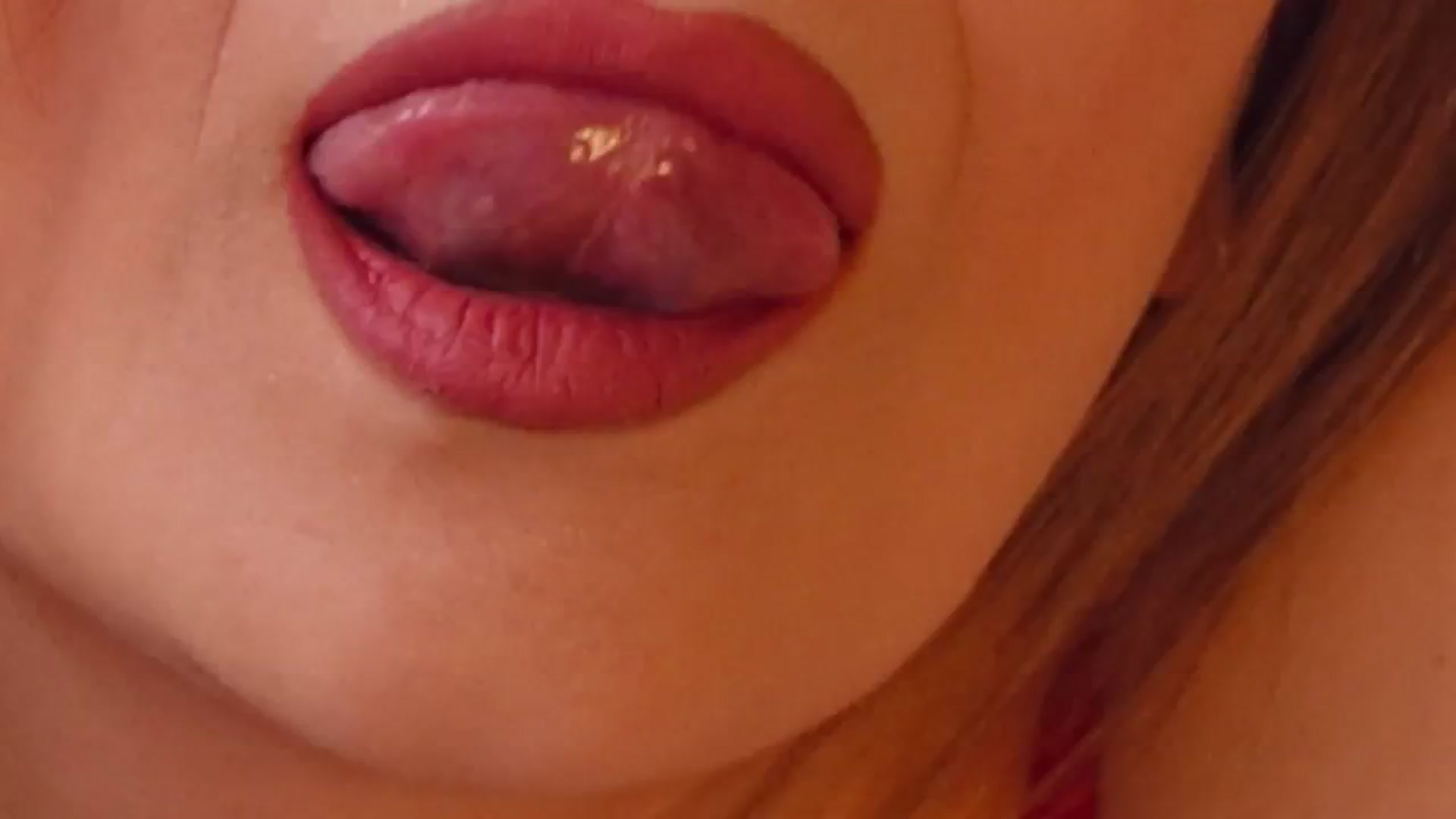 Gallery image thumbnail from TanyaJade1's myfreecams stream on, 01/10/2025, 24:53 image 2 of 20