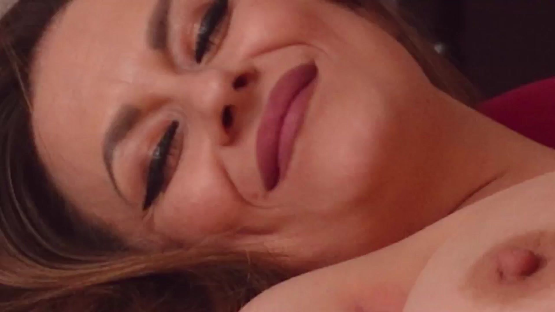 Gallery image thumbnail from TanyaJade1's myfreecams stream on, 02/07/2025, 24:15 image 13 of 20