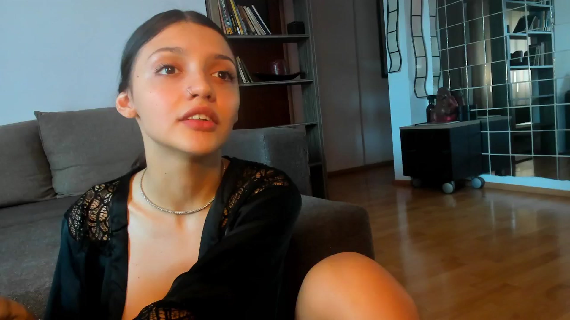 Gallery image thumbnail from TaraQueen's myfreecams stream on, 08/16/2024, 14:04 image 1 of 20