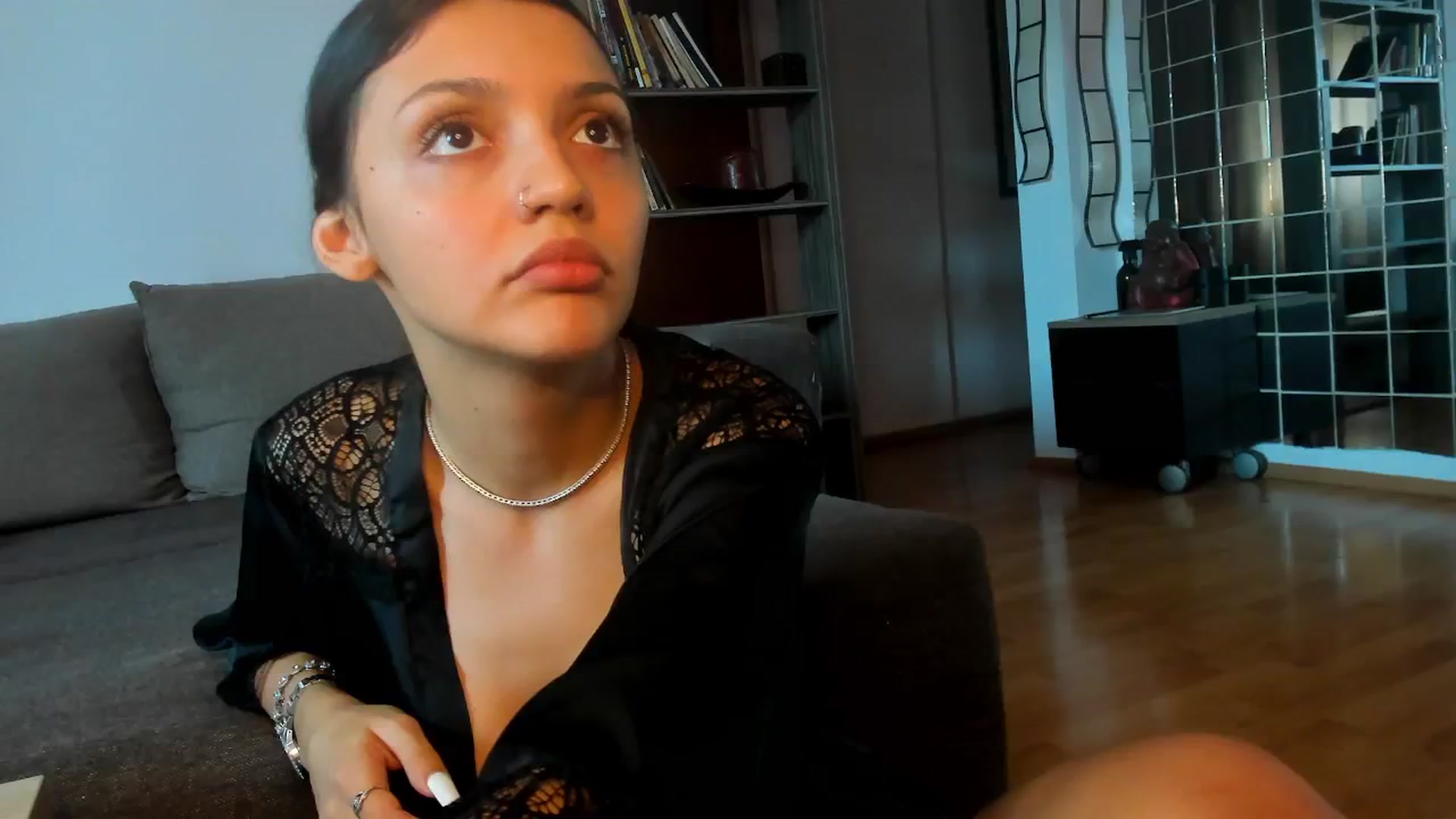 Gallery image thumbnail from TaraQueen's myfreecams stream on, 08/16/2024, 14:04 image 14 of 20