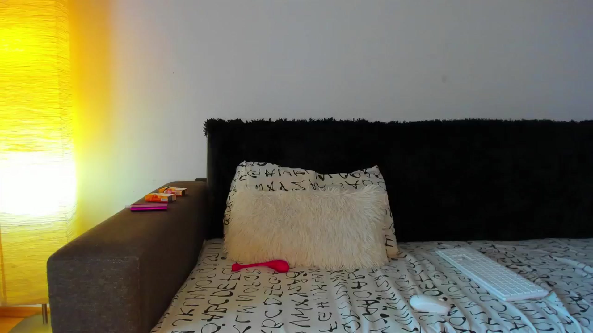 Gallery image thumbnail from TaraQueen's myfreecams stream on, 02/27/2025, 14:32 image 13 of 20