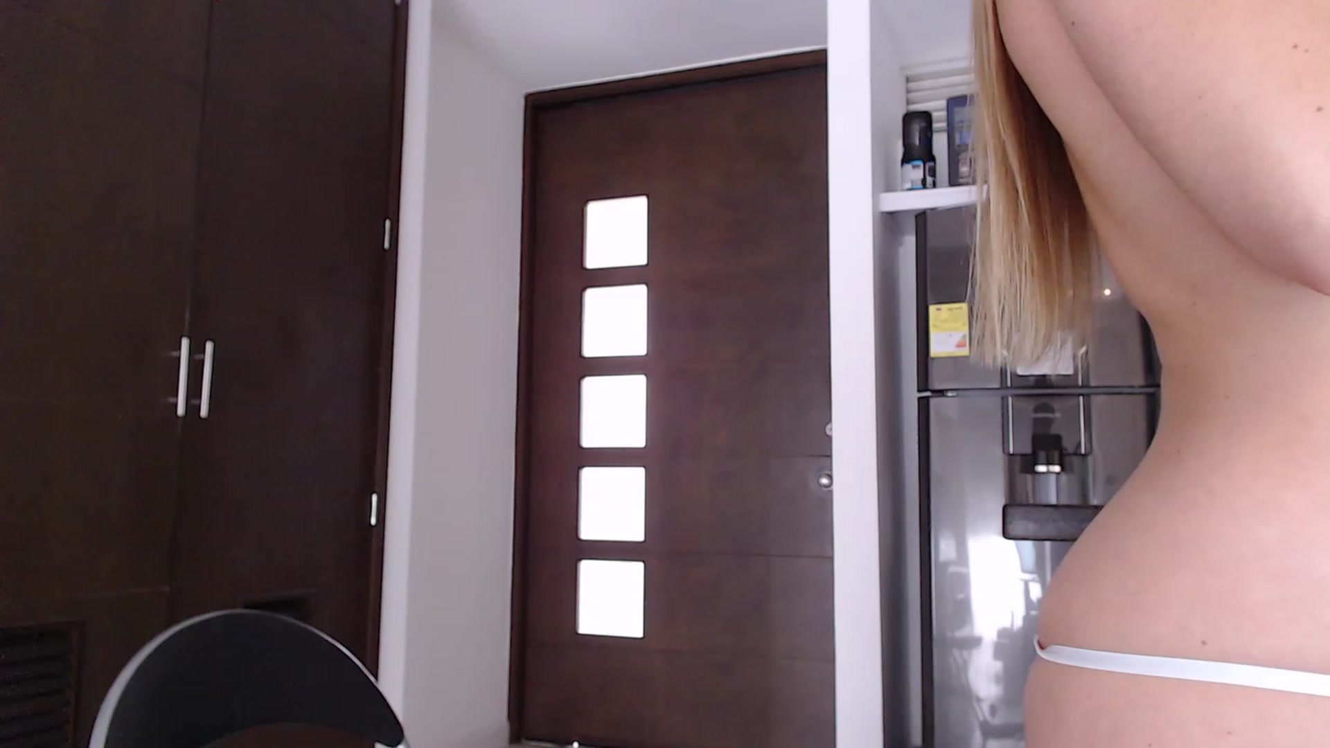 Gallery image thumbnail from TaraWhitte's myfreecams stream on, 03/13/2023, 18:45 image 12 of 20