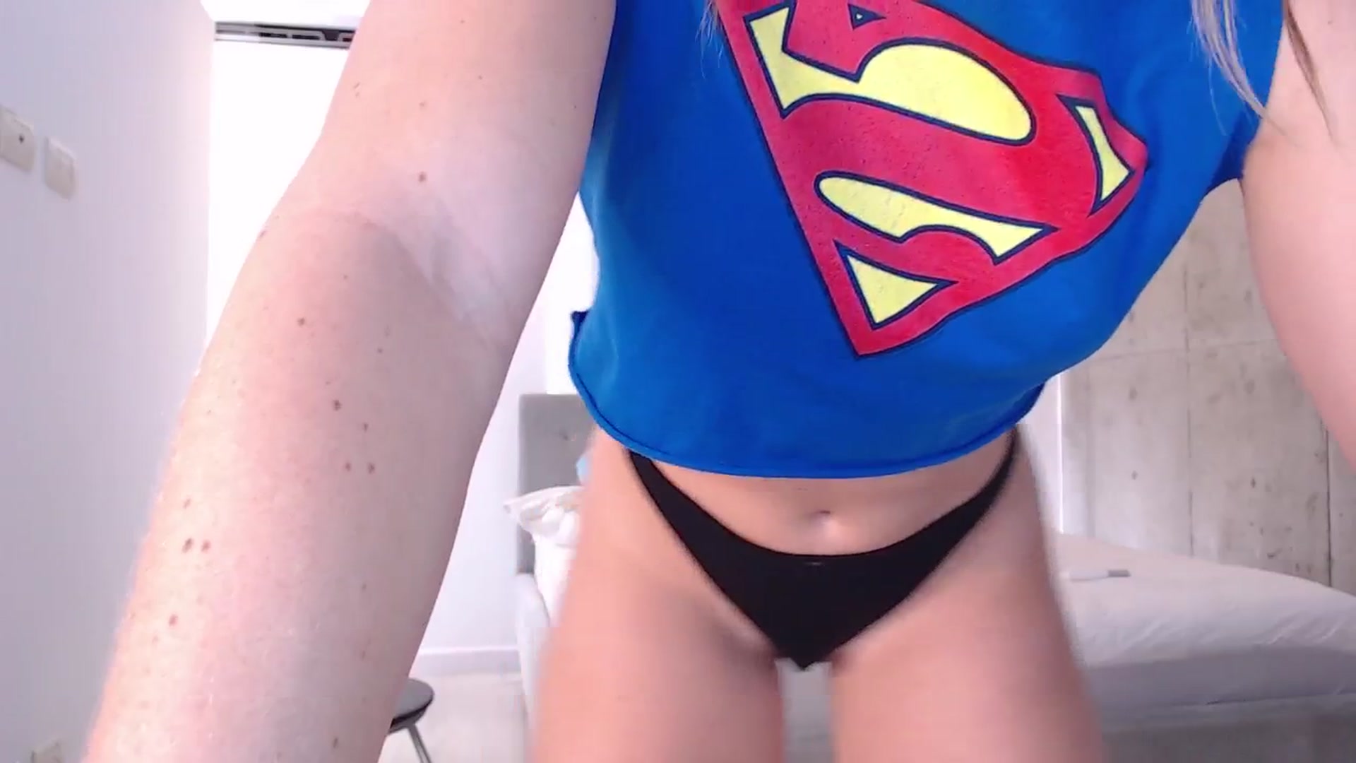 Gallery image thumbnail from TaraWhitte's myfreecams stream on, 05/06/2024, 21:01 image 8 of 20