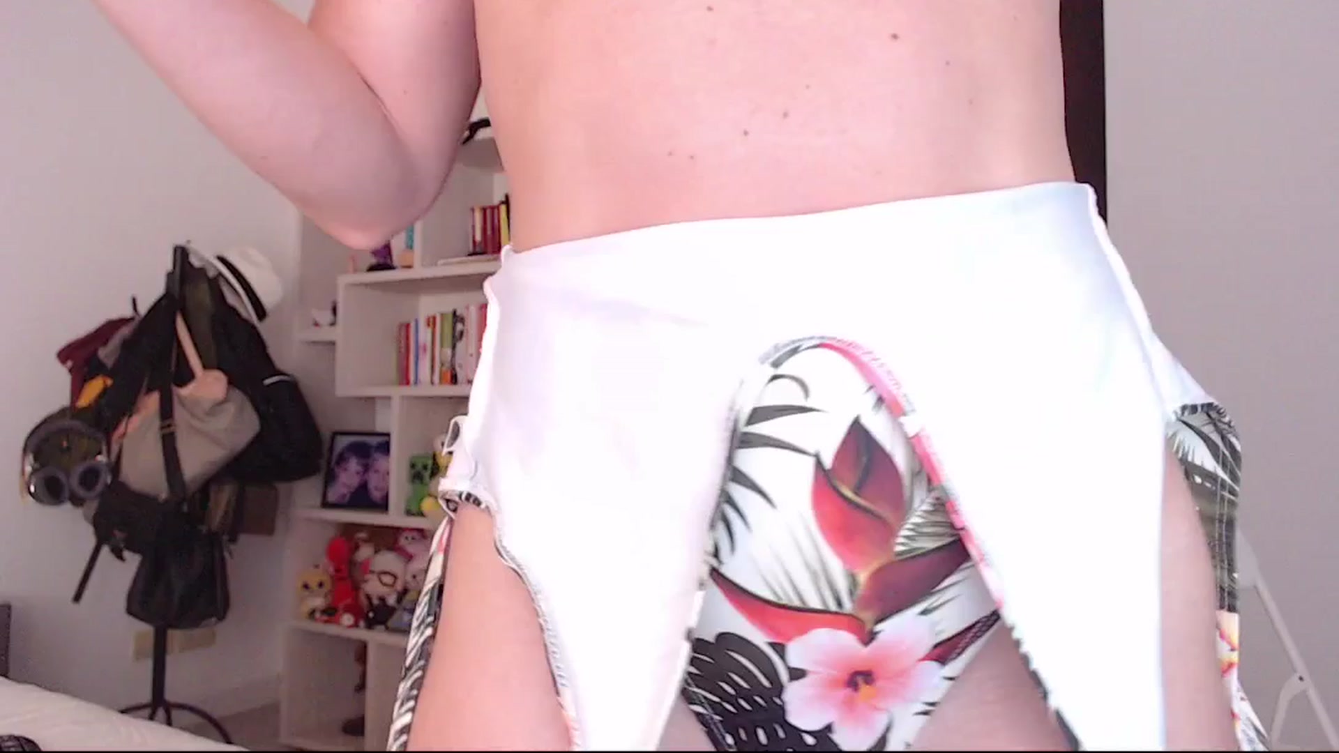 Gallery image thumbnail from TaraWhitte's myfreecams stream on, 07/31/2025, 24:04 image 8 of 20