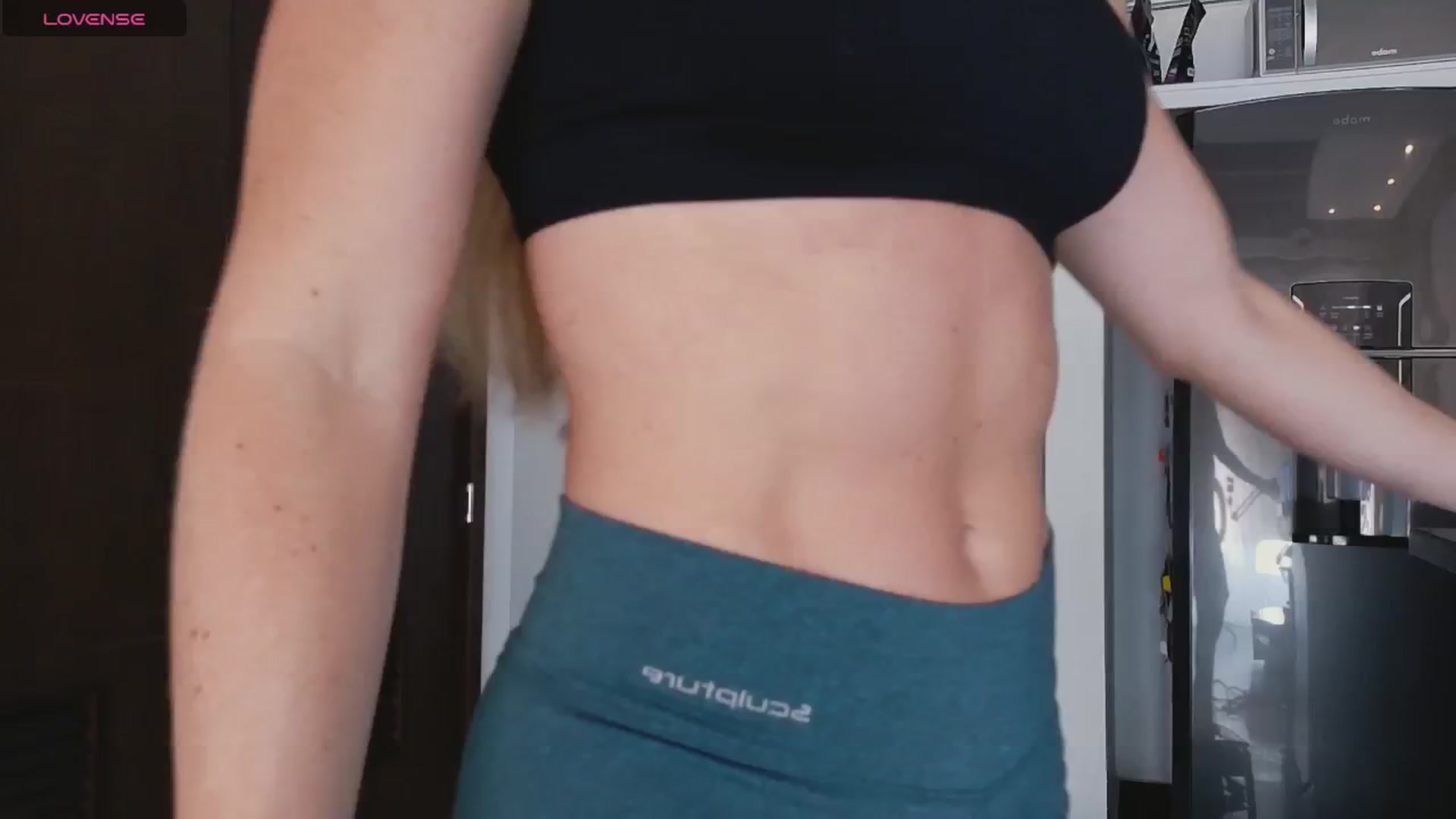 Gallery image thumbnail from TaraWhitte's myfreecams stream on, 04/10/2026, 21:55 image 7 of 20