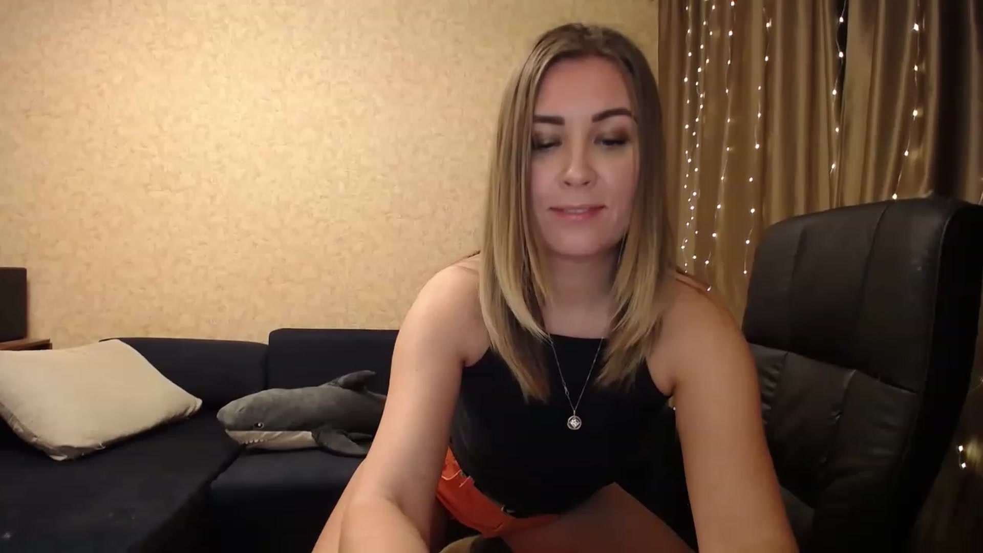 Gallery image thumbnail from Tarot__Reader's myfreecams stream on, 12/08/2022, 04:25 image 14 of 20
