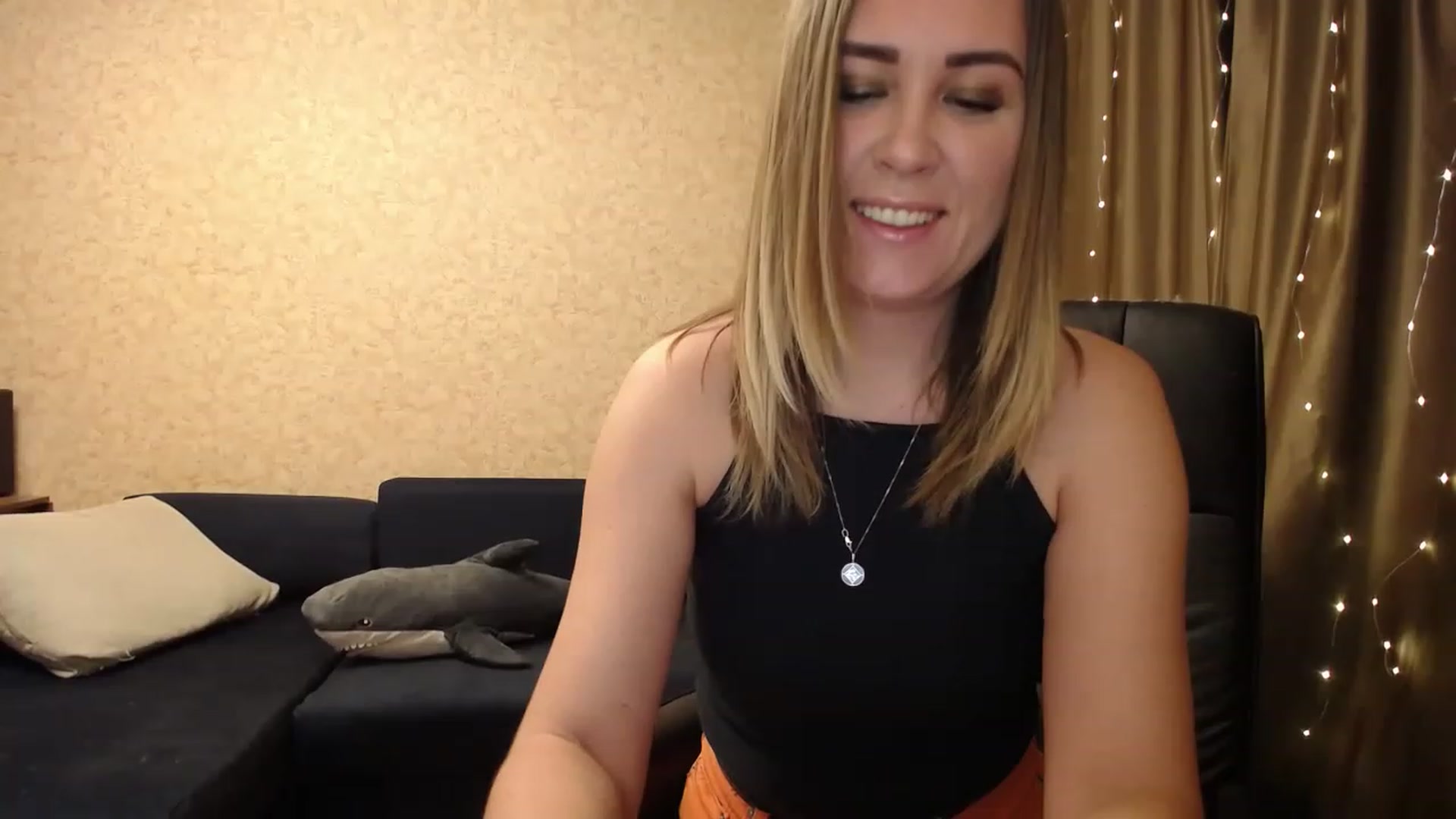 Gallery image thumbnail from Tarot__Reader's myfreecams stream on, 12/08/2022, 04:25 image 2 of 20
