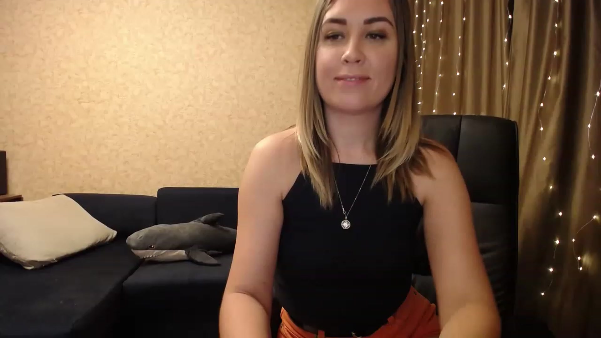 Gallery image thumbnail from Tarot__Reader's myfreecams stream on, 12/08/2022, 04:25 image 13 of 20