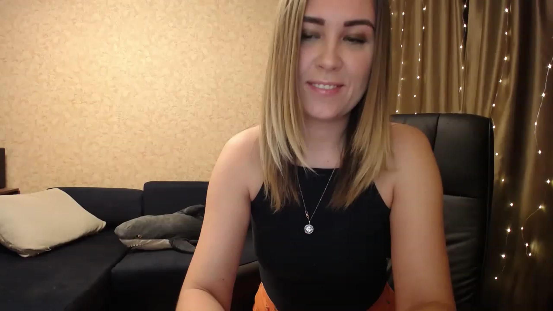 Gallery image thumbnail from Tarot__Reader's myfreecams stream on, 12/08/2022, 04:25 image 1 of 20