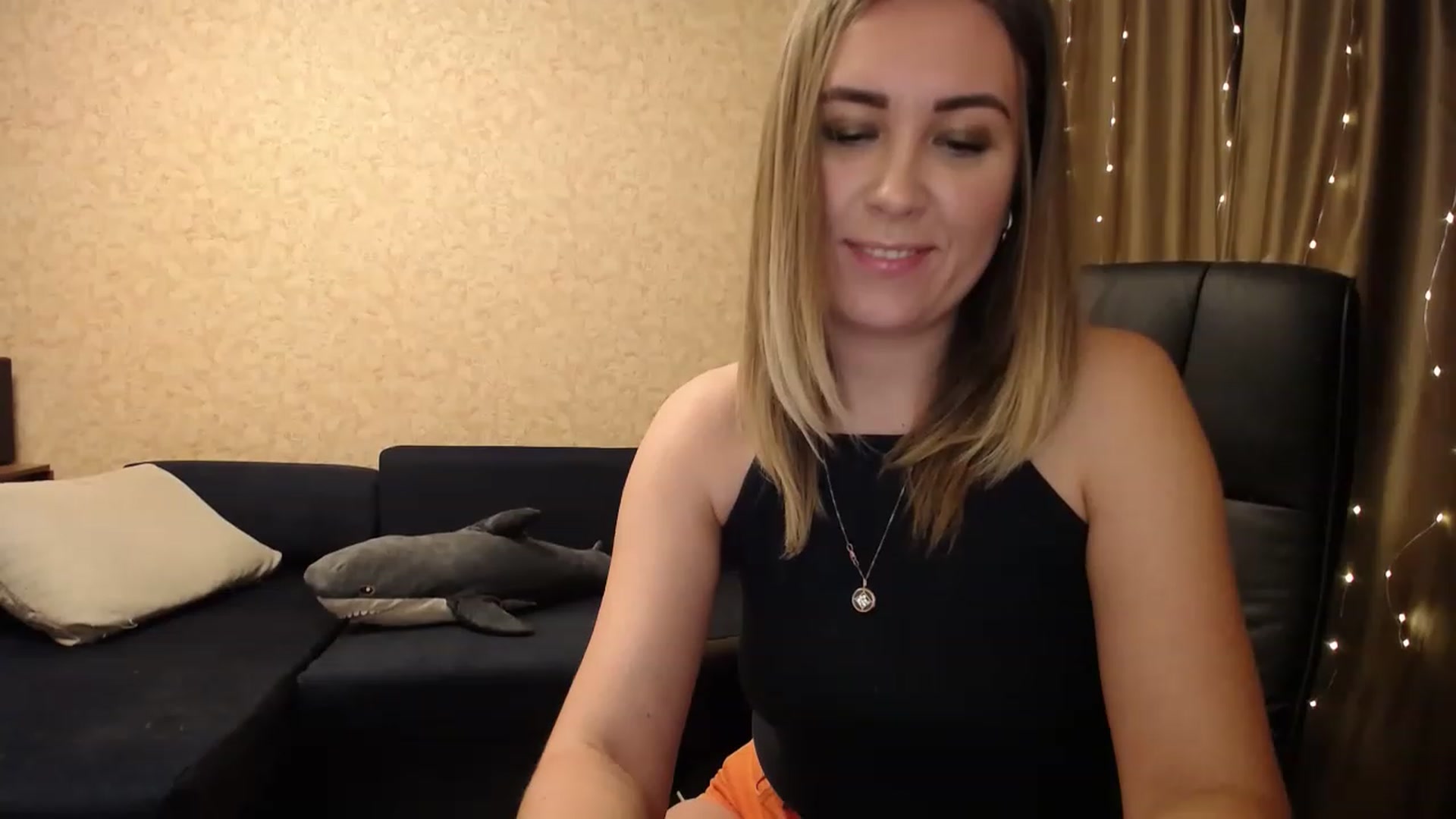 Gallery image thumbnail from Tarot__Reader's myfreecams stream on, 12/08/2022, 04:25 image 11 of 20