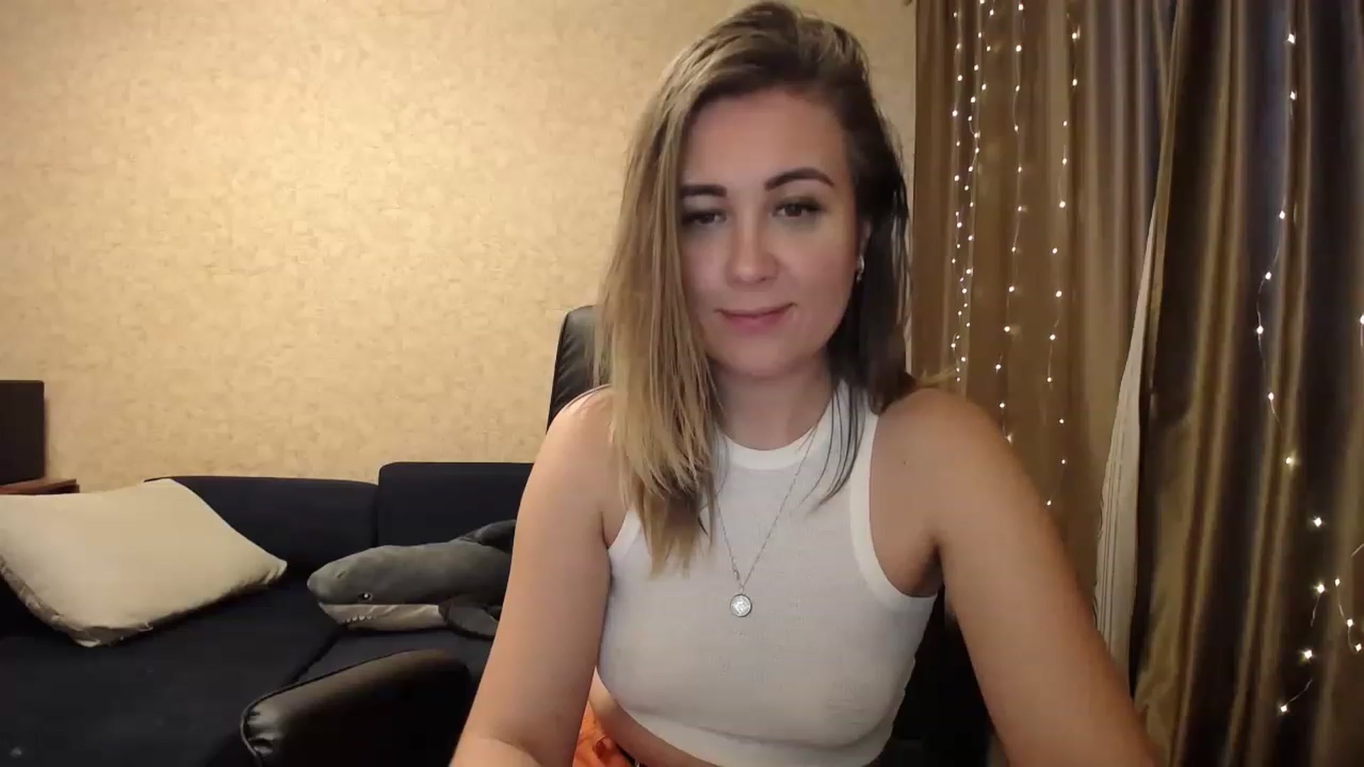 Gallery image thumbnail from Tarot__Reader's myfreecams stream on, 12/08/2022, 06:56 image 14 of 20