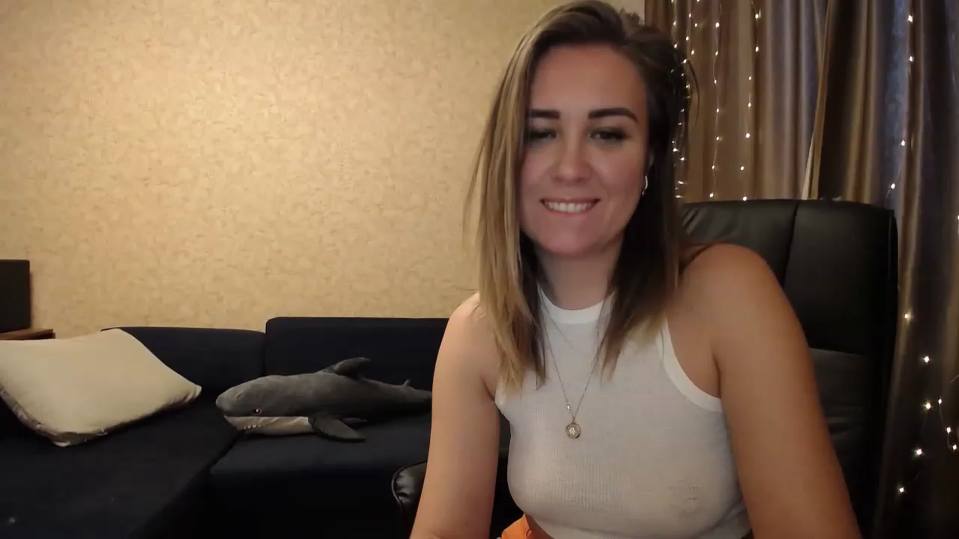 Gallery image thumbnail from Tarot__Reader's myfreecams stream on, 12/08/2022, 07:47 image 7 of 20
