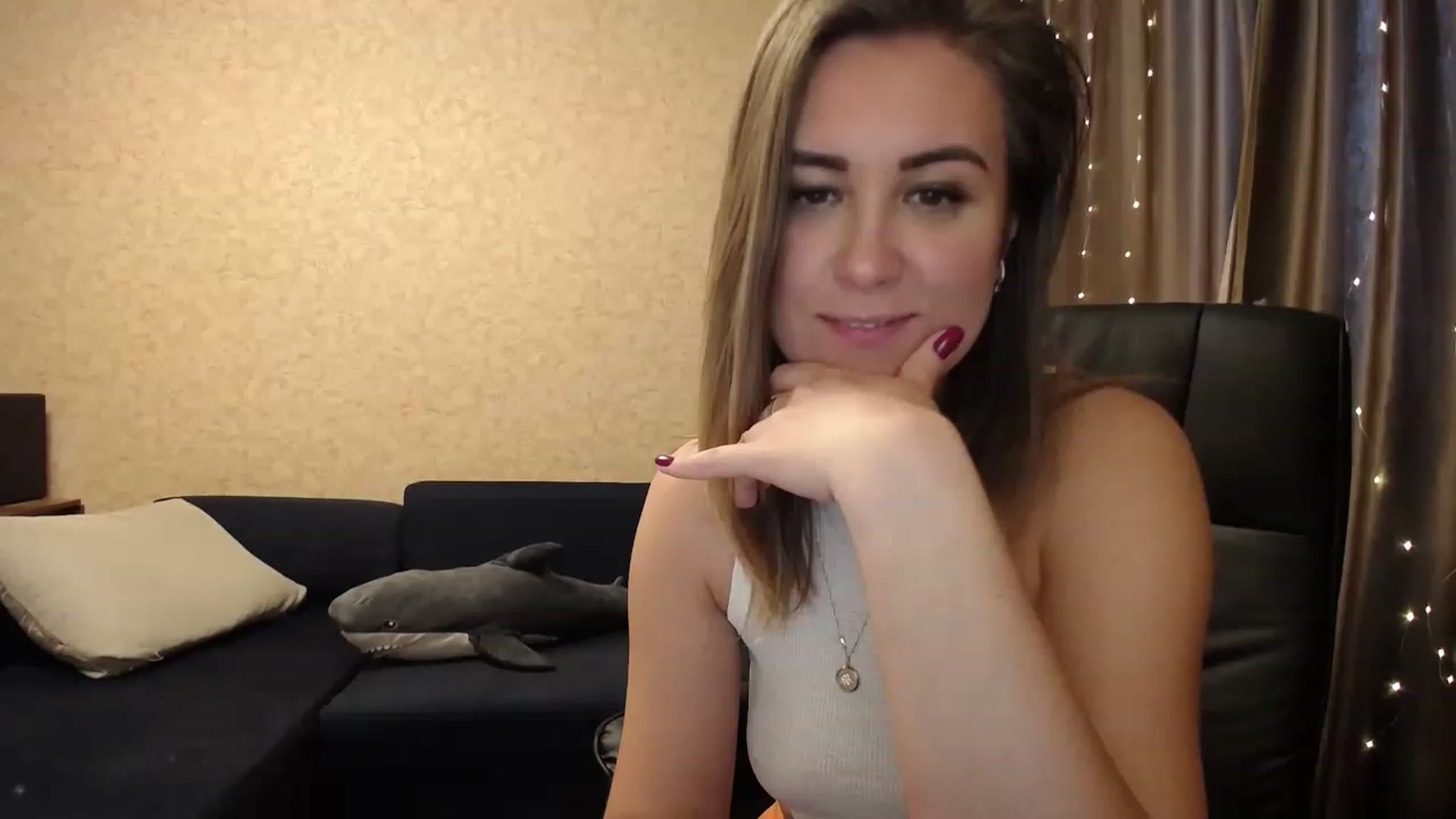 Gallery image thumbnail from Tarot__Reader's myfreecams stream on, 12/08/2022, 07:47 image 5 of 20