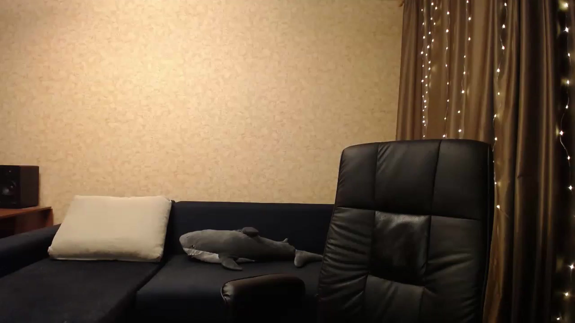 Gallery image thumbnail from Tarot__Reader's myfreecams stream on, 12/10/2022, 03:30 image 12 of 20