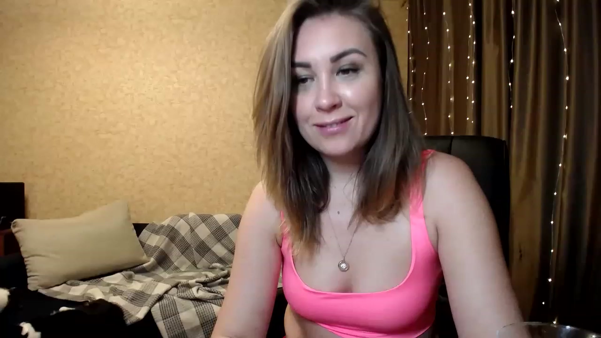 Gallery image thumbnail from Tarot__Reader's myfreecams stream on, 01/17/2023, 03:22 image 17 of 20