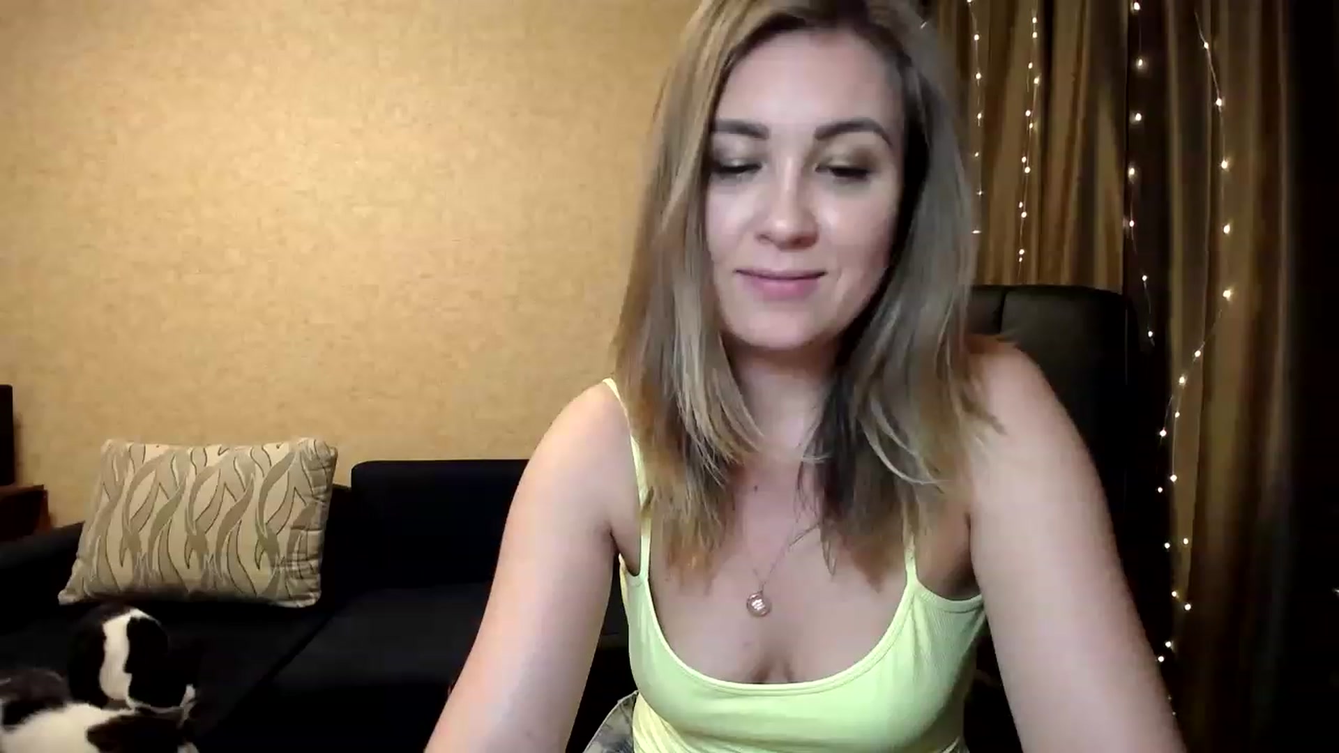 Gallery image thumbnail from Tarot__Reader's myfreecams stream on, 01/21/2023, 04:26 image 6 of 20
