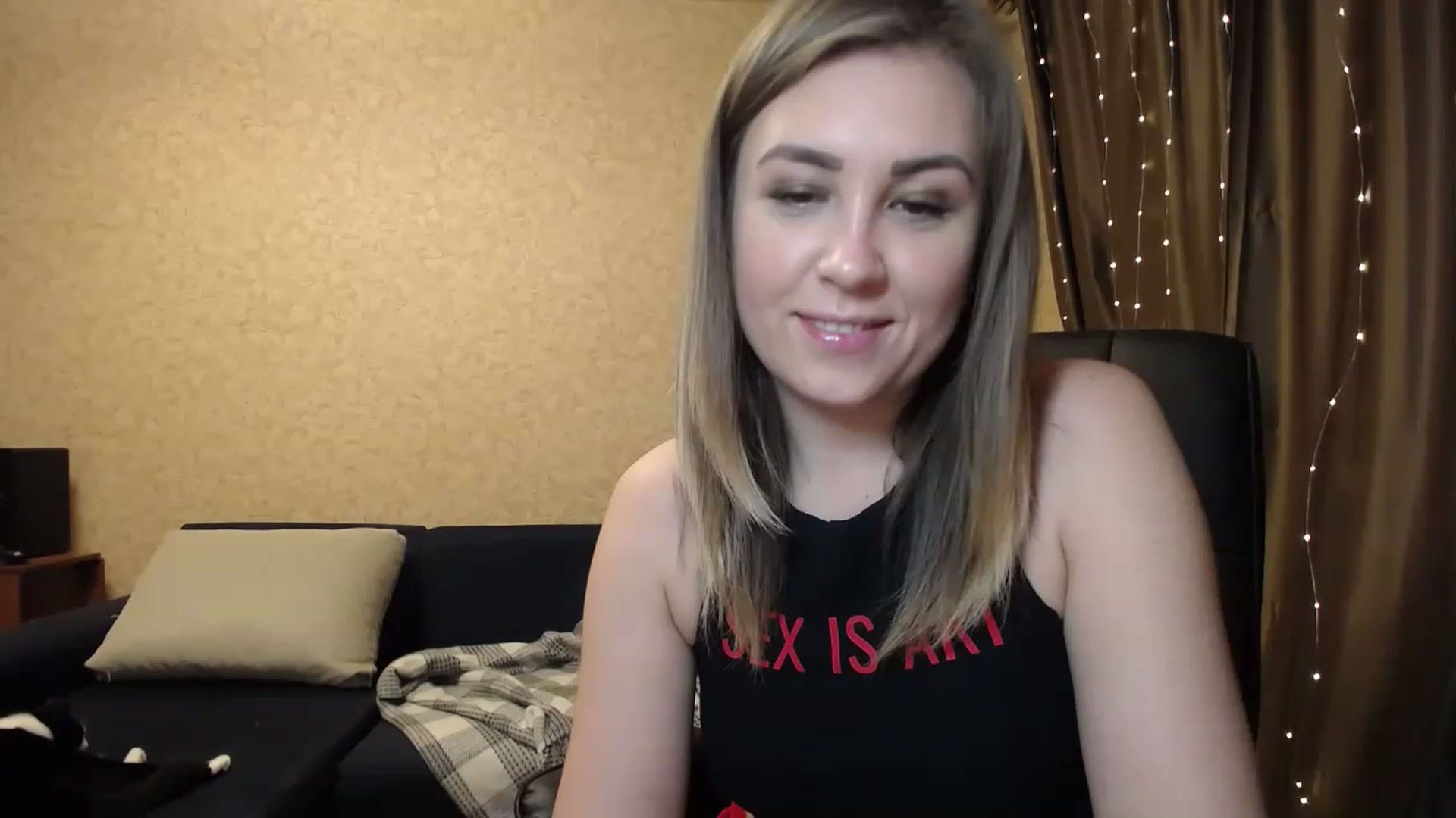 Gallery image thumbnail from Tarot__Reader's myfreecams stream on, 01/22/2023, 21:14 image 11 of 20