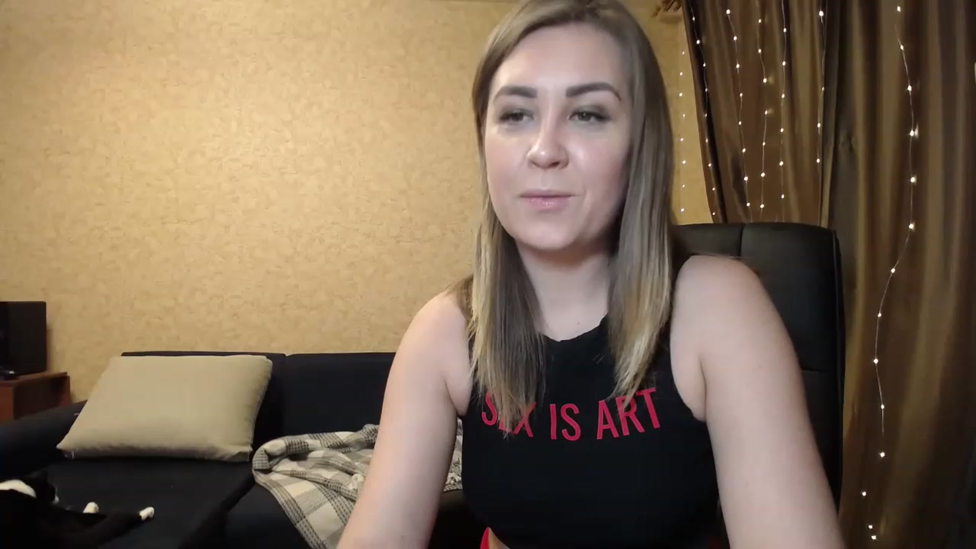 Gallery image thumbnail from Tarot__Reader's myfreecams stream on, 01/22/2023, 21:14 image 12 of 20