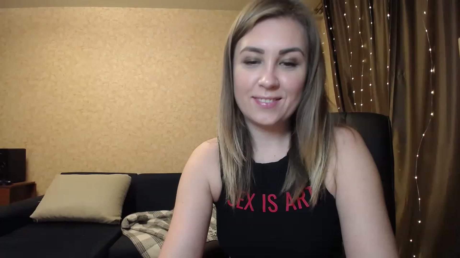 Gallery image thumbnail from Tarot__Reader's myfreecams stream on, 01/22/2023, 21:14 image 7 of 20
