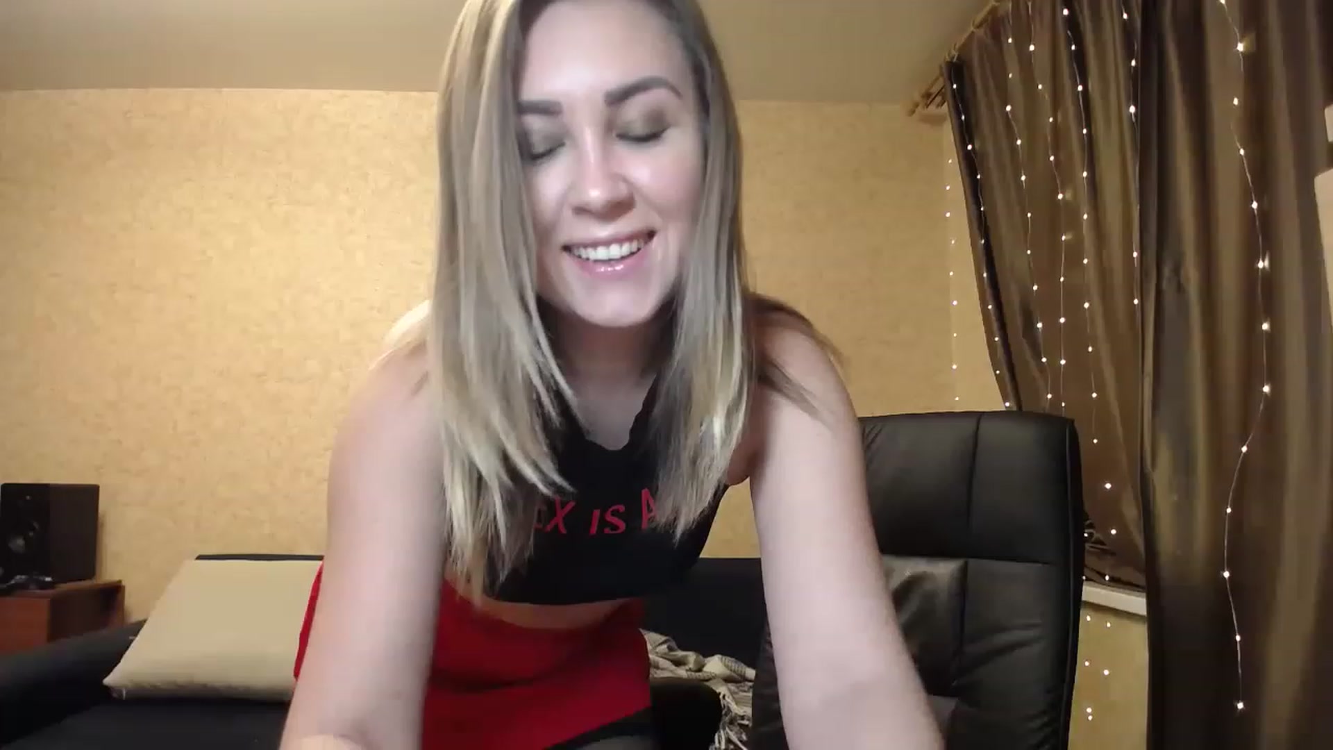 Gallery image thumbnail from Tarot__Reader's myfreecams stream on, 01/22/2023, 21:14 image 1 of 20