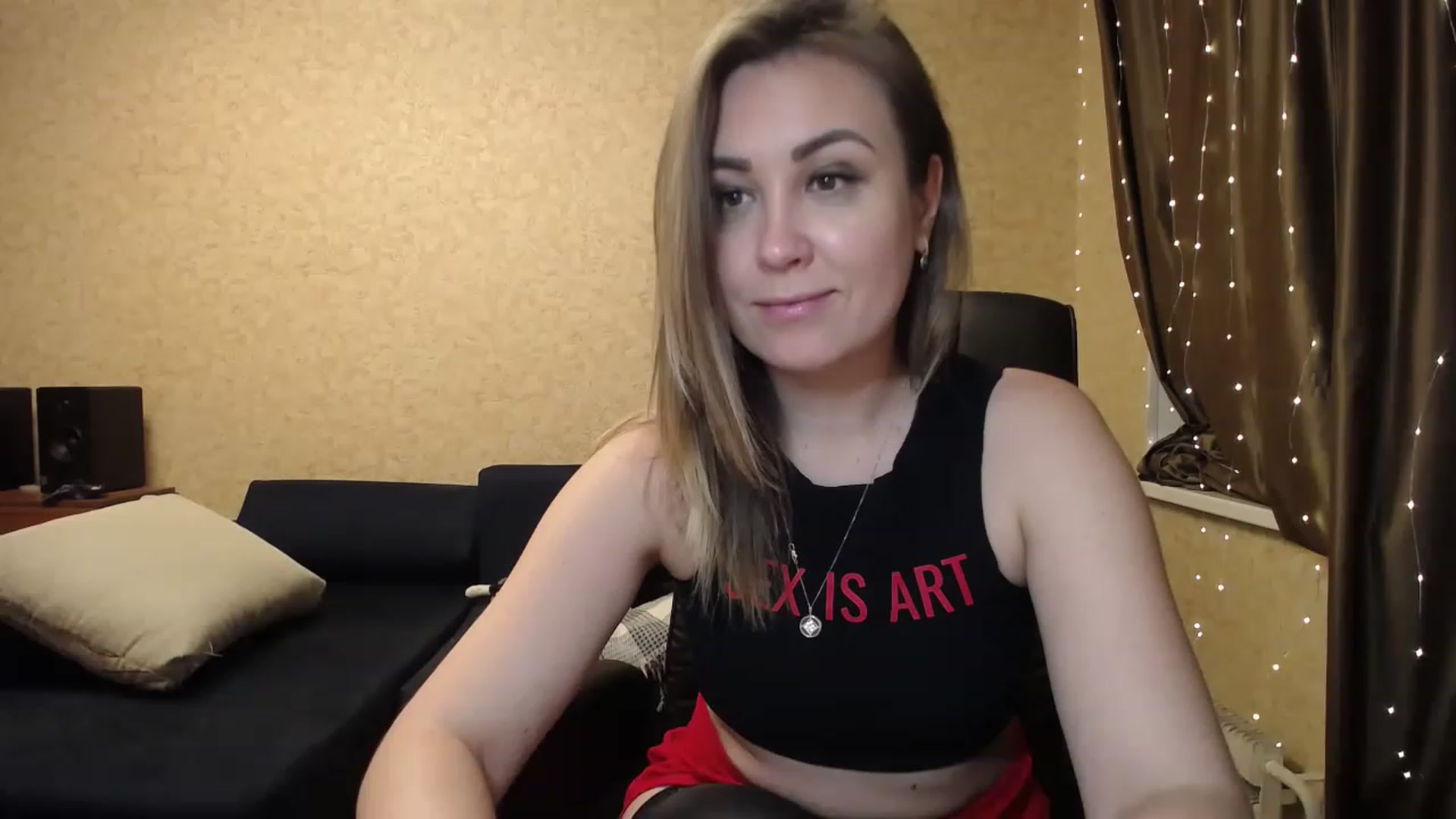 Gallery image thumbnail from Tarot__Reader's myfreecams stream on, 01/22/2023, 23:51 image 7 of 20